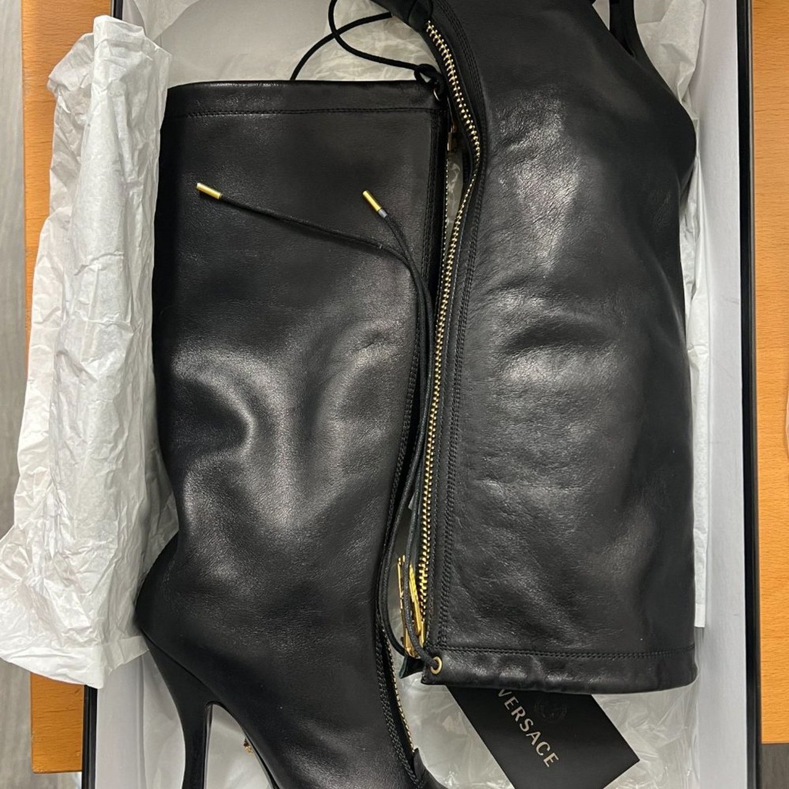 Versace Versace Black Slouchy Runway Zippered Boots With Tie Closure Size US 6 / IT 36 - 9 Thumbnail