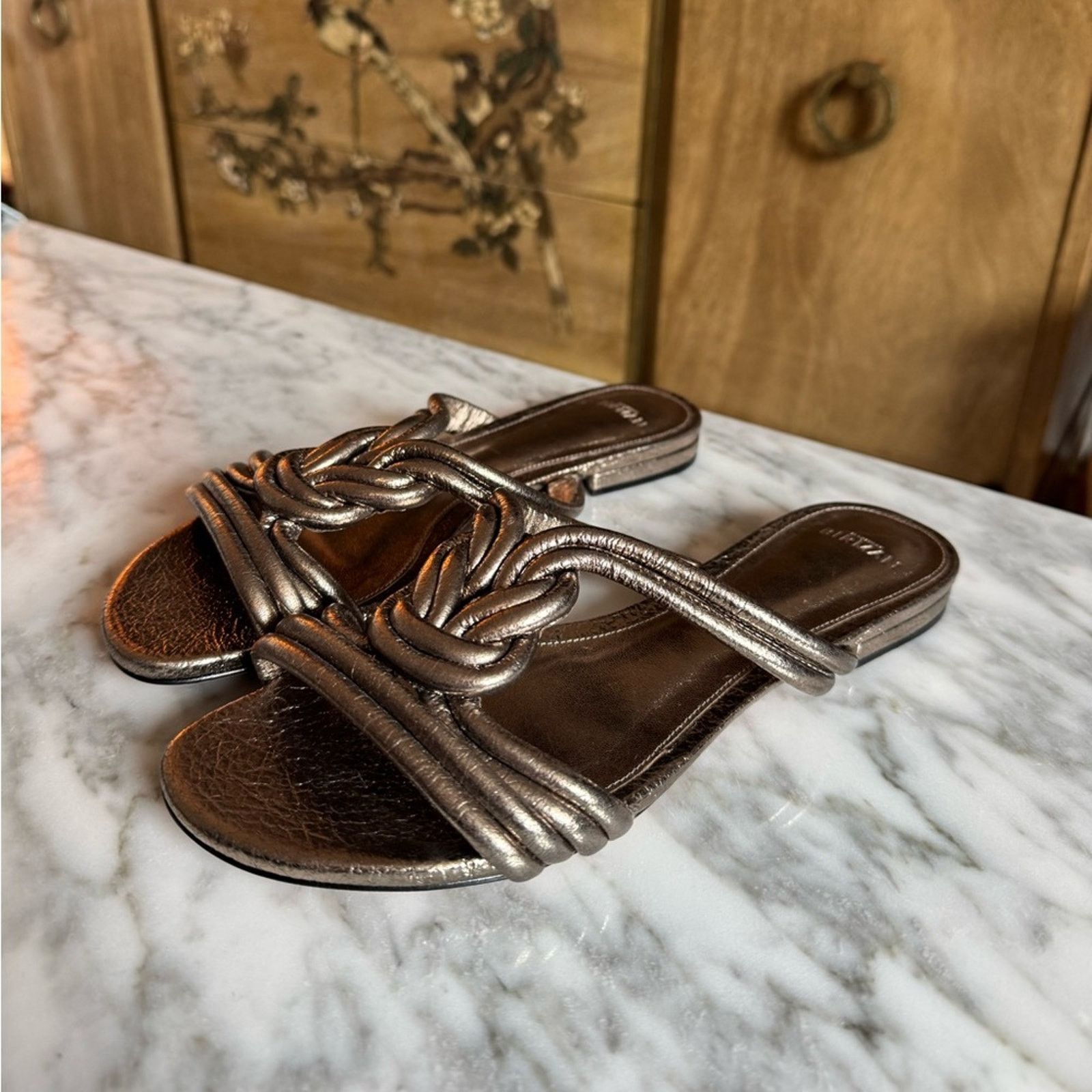 Alexandre Birman Alexandre Birman Gold Vicky Metalic Sandals Size US 7 / IT 37 - 1 Thumbnail