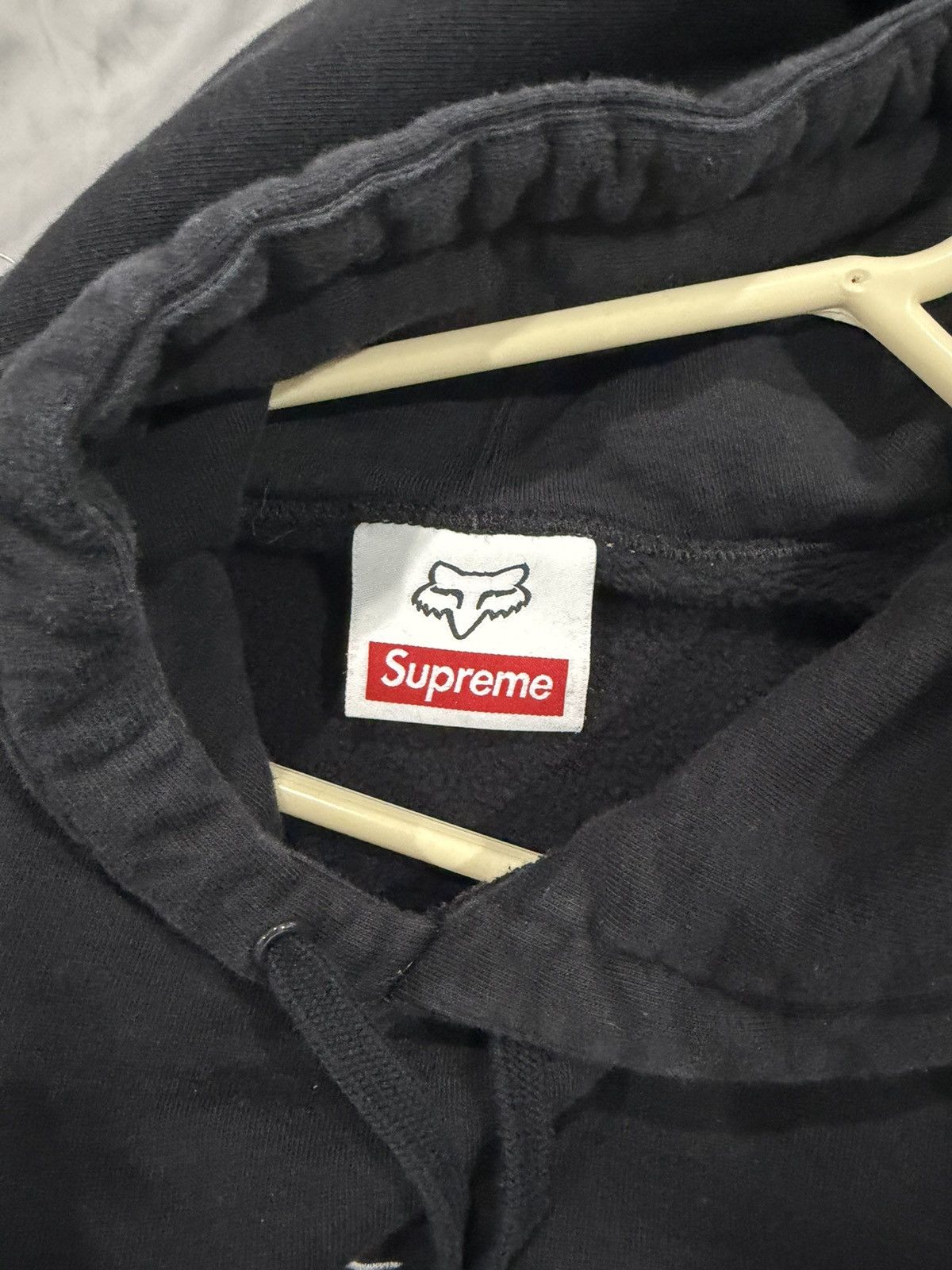 Fox Racing × Supreme Supreme x Fox Racing Hooded Sweatshirt Black XL FW20 Size US XL / EU 56 / 4 - 3 Thumbnail