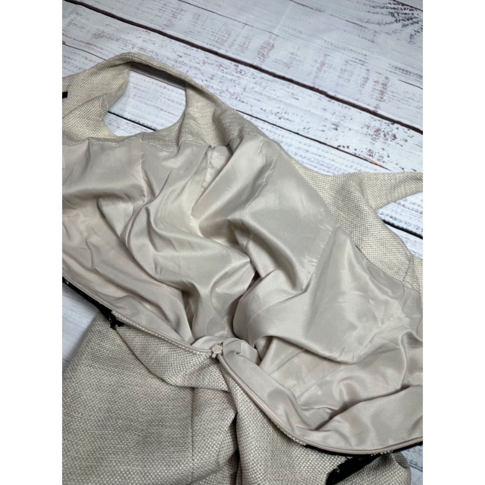 Ann Taylor Ann Taylor Sleeveless Sheath Dress Sz 0P Petite Beige Textured Waist Detail New Size XS / US 0-2 / IT 36-38 - 6 Thumbnail