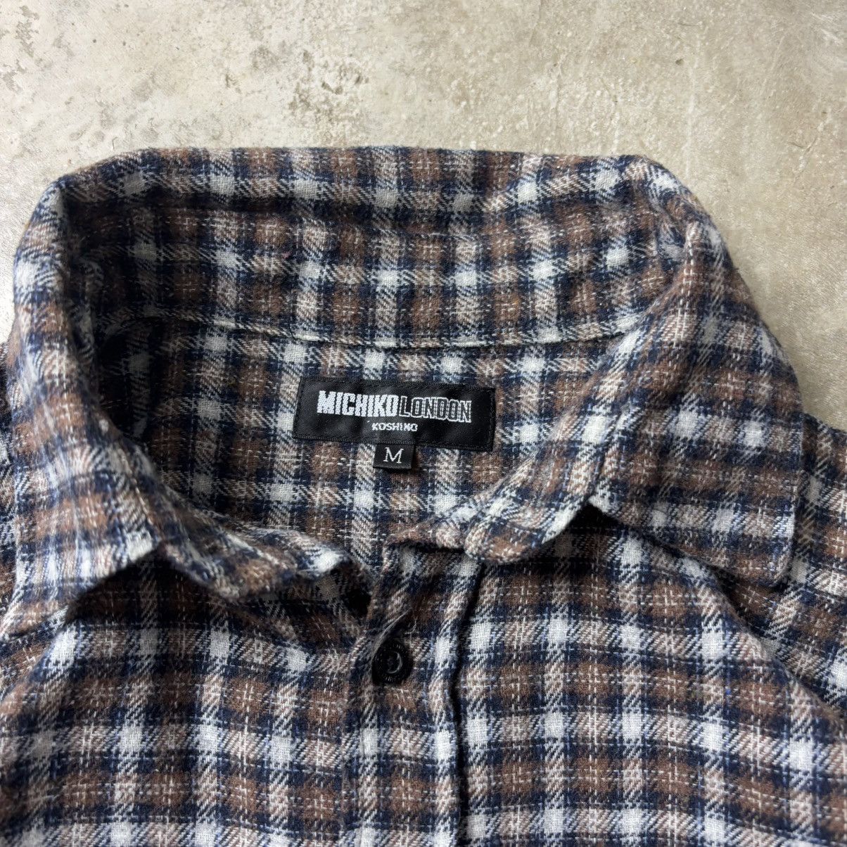 Michiko Koshino London MICHIKO KOSHINO LONDON SHIRT Size US M / EU 48-50 / 2 - 4 Thumbnail