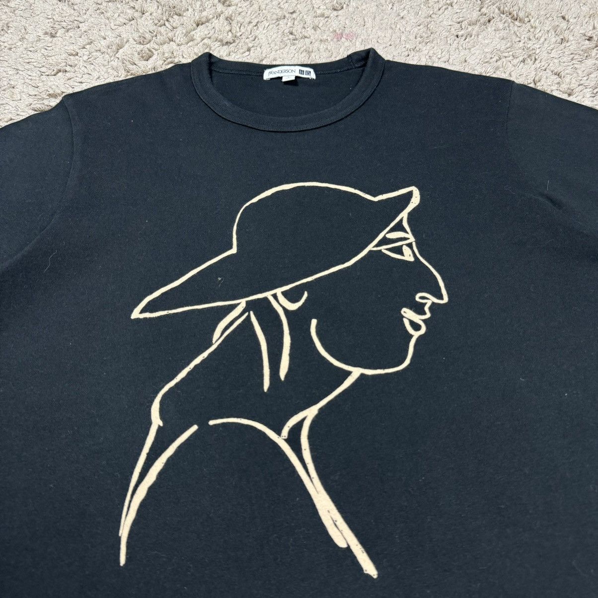 JW Anderson × Japanese Brand × Uniqlo Uniqlo x J.W Anderson T-shirt Size US L / EU 52-54 / 3 - 6 Thumbnail