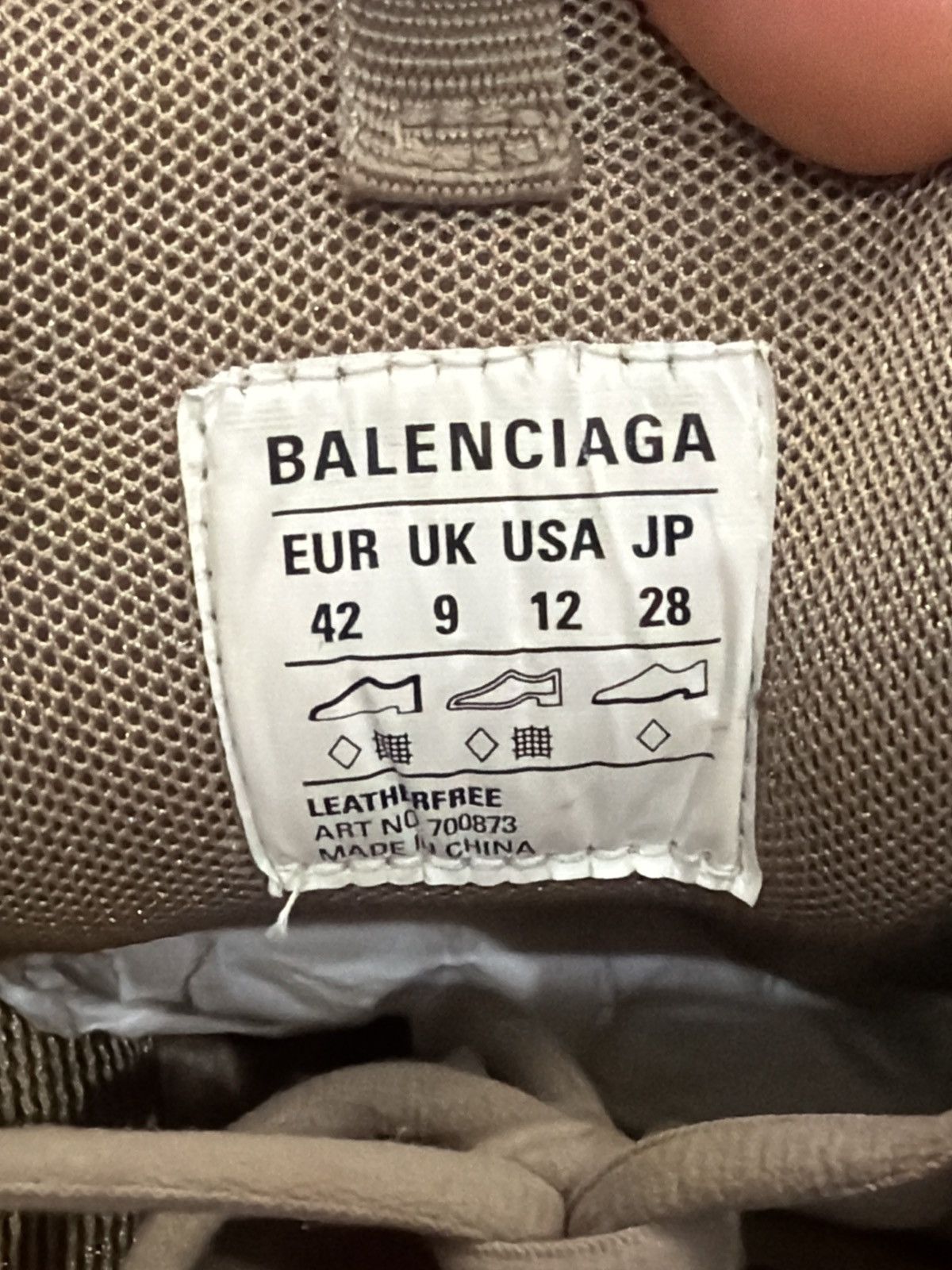 Balenciaga Size 42EU/9US - Balenciaga Track.3 Sneakers NEW Size US 9 / EU 42 - 10 Thumbnail