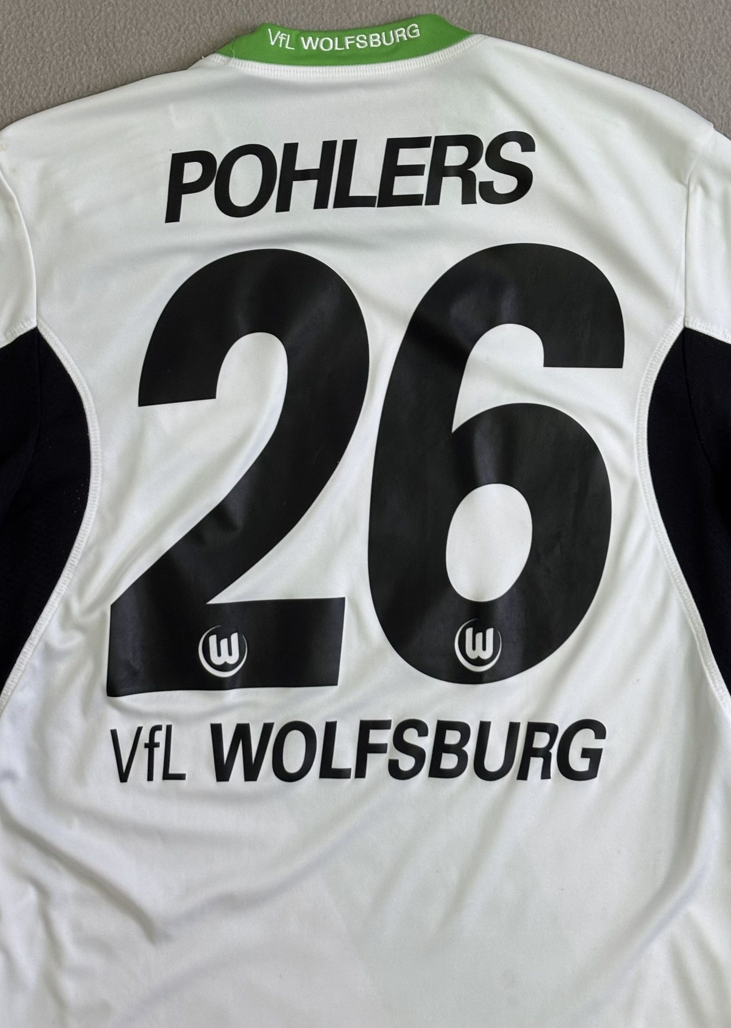 Adidas VfL Wolfsburg 2013/2014 Pohlers #26 Adidas Player Issue Size US S / EU 44-46 / 1 - 13 Thumbnail
