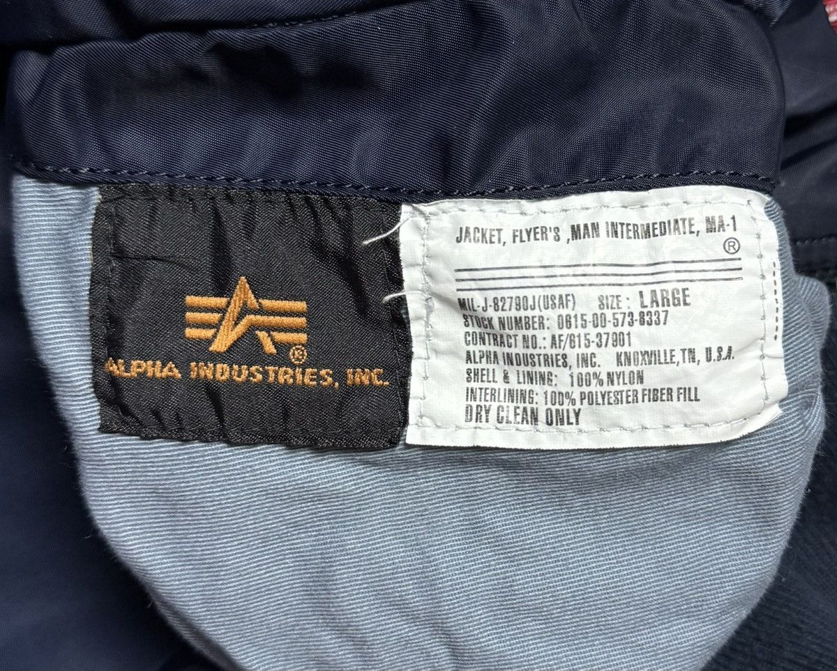 Alpha Industries Alpha Industries MA-1 Bomber Flight Jacket Vintage 1990s Size US L / EU 52-54 / 3 - 14 Thumbnail
