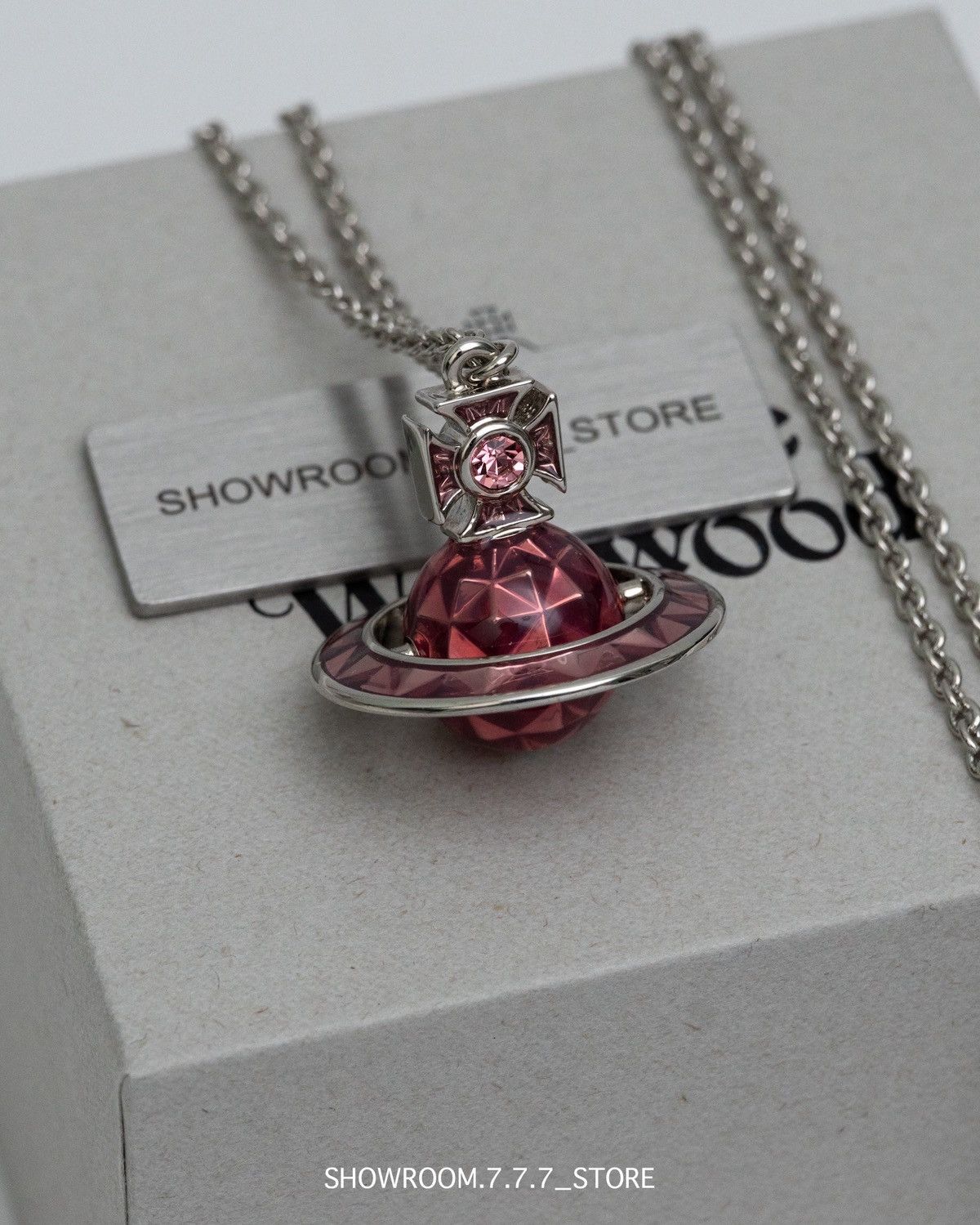 Vivienne Westwood Vivienne Westwood Mashita Orb Pendant Necklace Size ONE SIZE - 8 Thumbnail