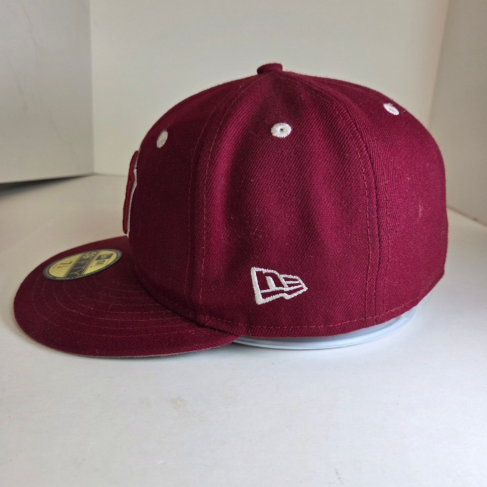 New Era New Era 59FIFTY NY Yankees Fitted Hat 7 1/4 Burgundy Size ONE SIZE - 2 Thumbnail