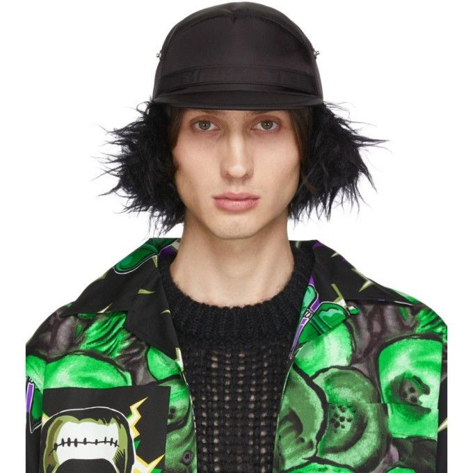 PRADA　プラダ　ハラコ　ハット　希少　ブラック　サイズL　CALF FUR Black Re-Nylon and shearling bucket hat | PRADA