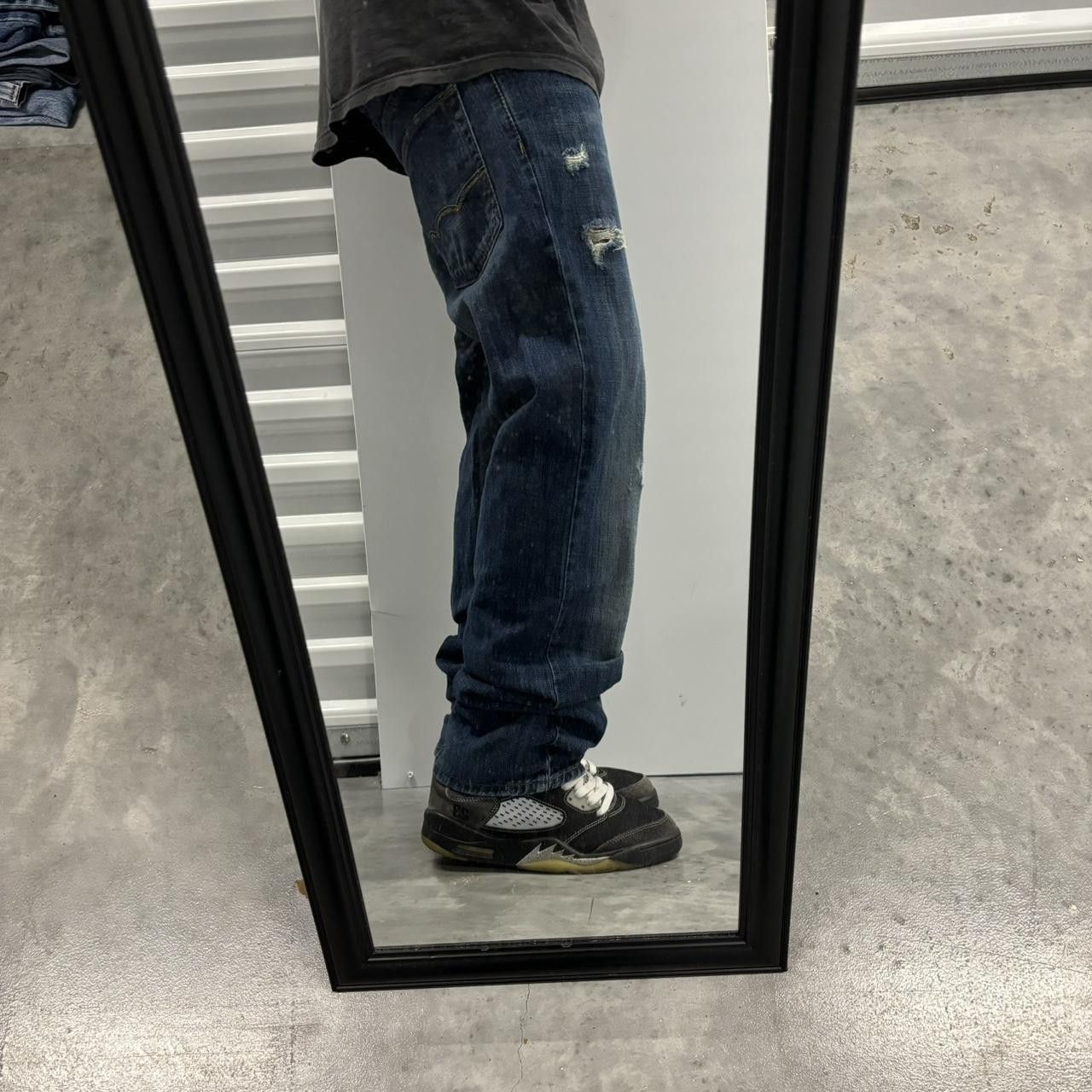 Japanese Brand × Vintage Crazy Vintage Y2K/2000s Grunge Faded Dark Wash Distressed Denim Jeans! Size US 31 - 2 Thumbnail