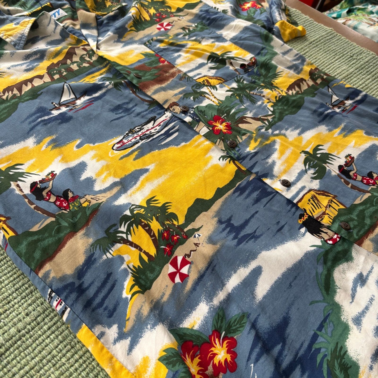 Vintage Vintage Y2K Utility Rayon Beachy Hawiian Loop Collar Shirt Size US XL / EU 56 / 4 - 6 Thumbnail