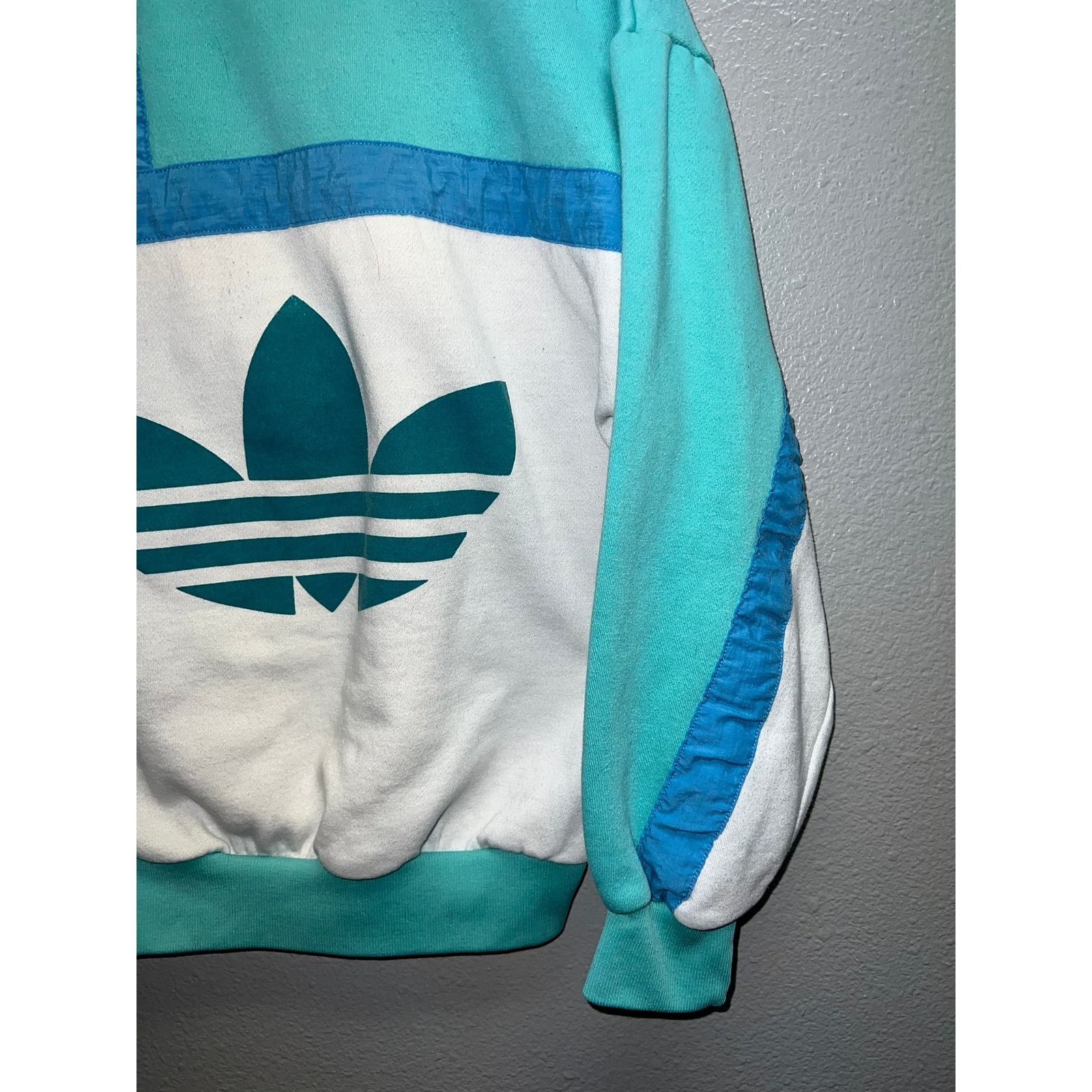Vintage Vintage Team Adidas Sweatshirt 3 Striped White Crewneck M Size M / US 6-8 / IT 42-44 - 10 Thumbnail