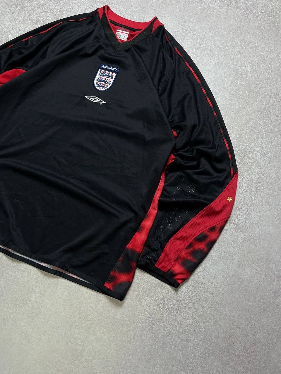Other VINTAGE 03/04 UMBRO ENGLAND NATIONAL TEAM LONGSLEEVE SHIRT L Size US L / EU 52-54 / 3 - 2 Thumbnail