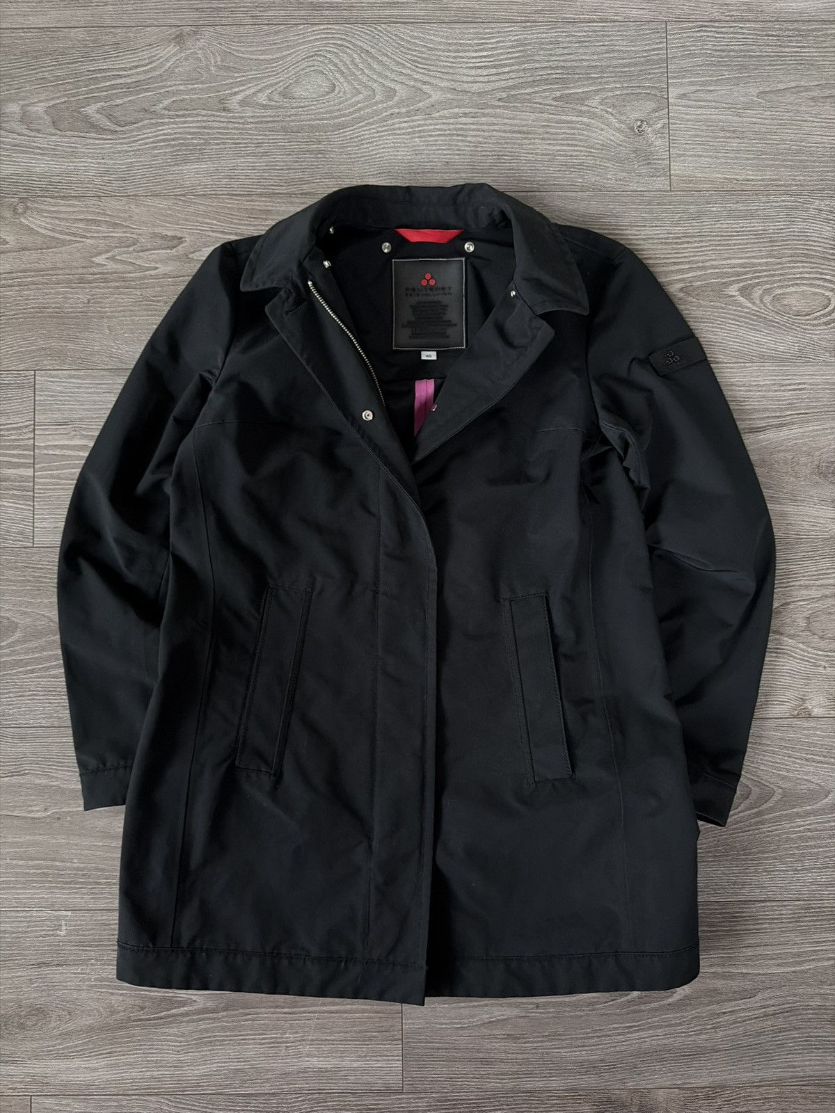 Peuterey Peuterey Rare Waterproof New Collection Tech Re Coat Jacket Size L / US 10 / IT 46 - 1 Thumbnail