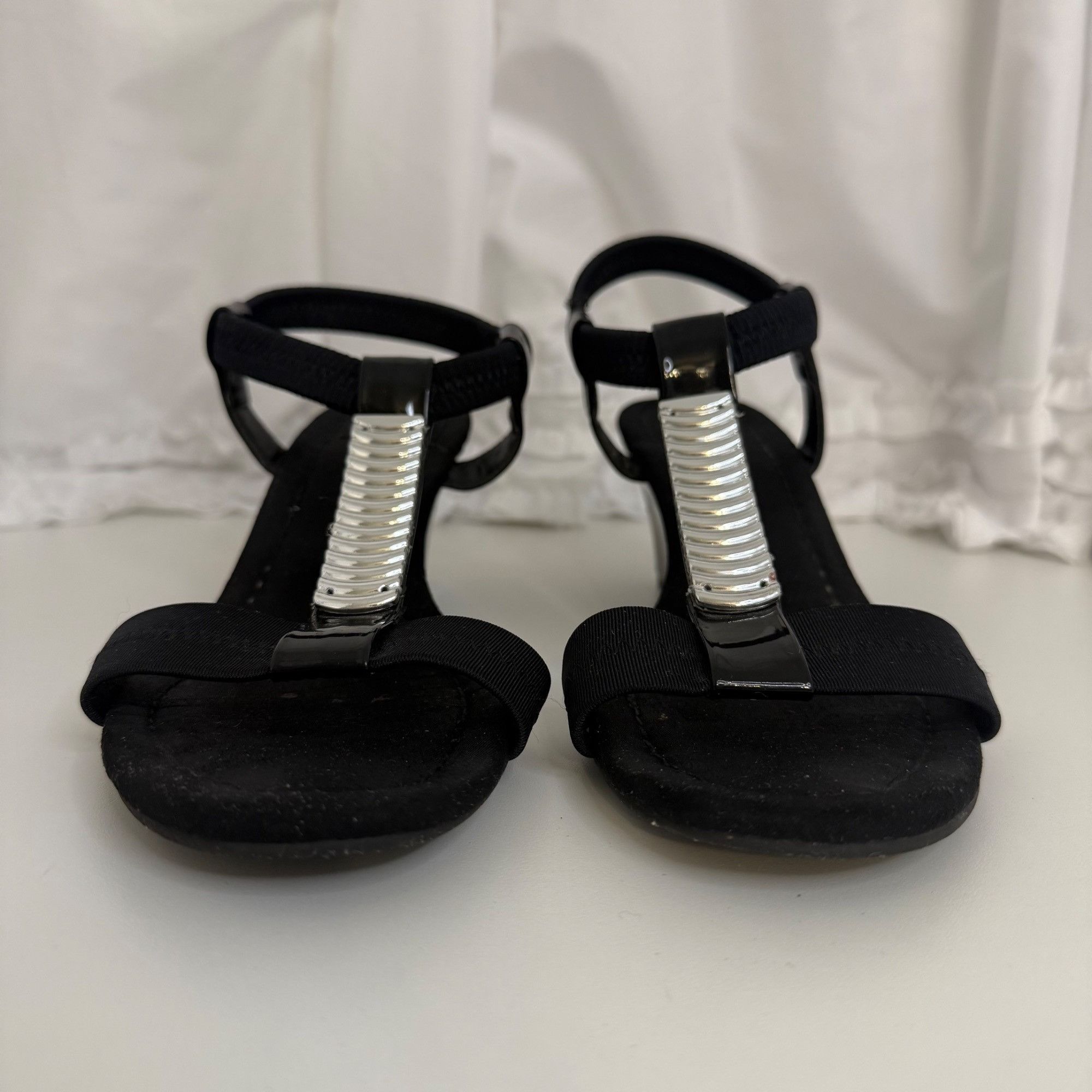 Other Laura Scott Black Wedge Sandals With Silver Accent & Elastic Size US 9 / IT 39 - 3 Thumbnail