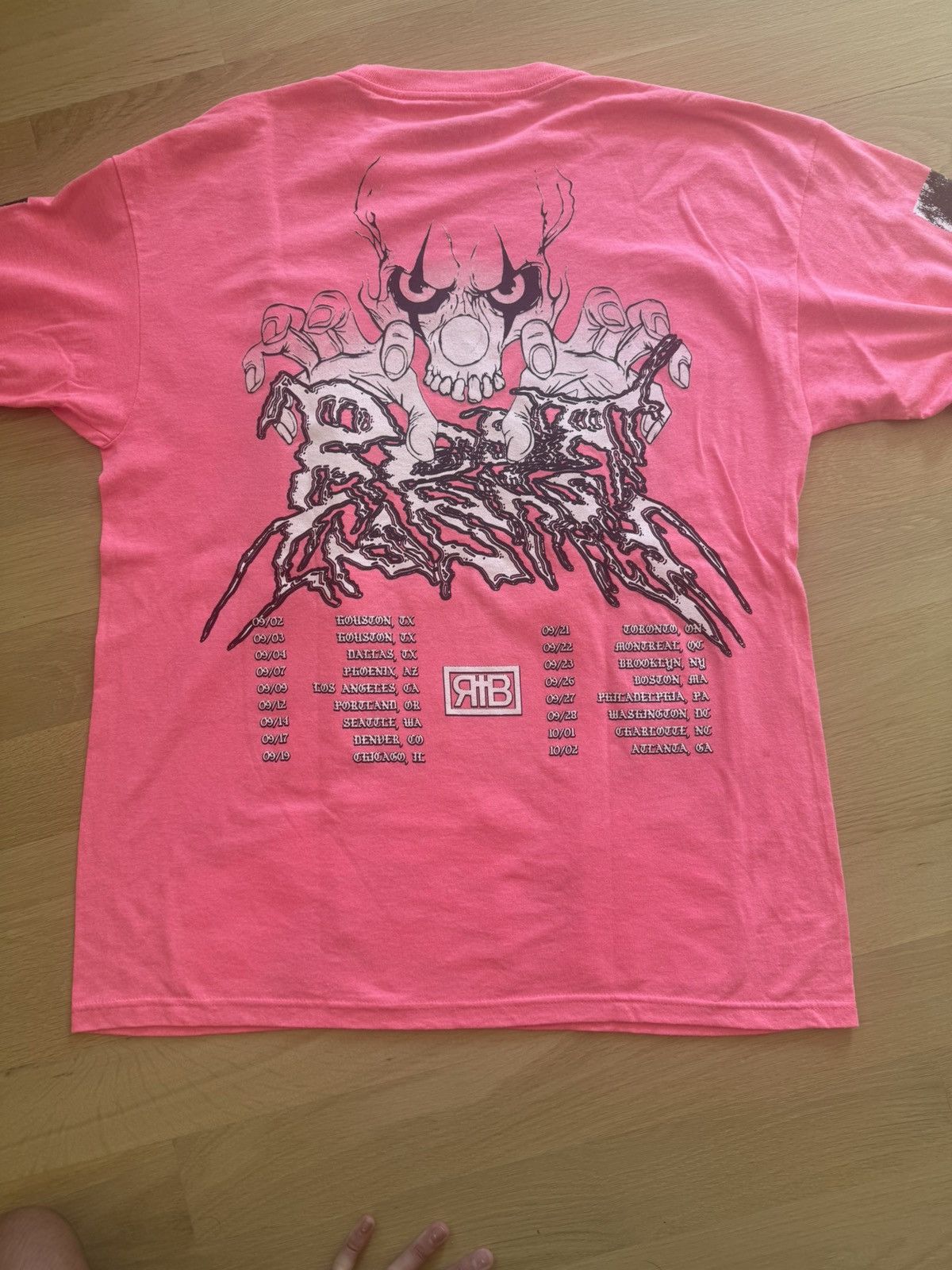 Other SIGNED REST IN BASS CHE MERCH Size US M / EU 48-50 / 2 - 2 Thumbnail