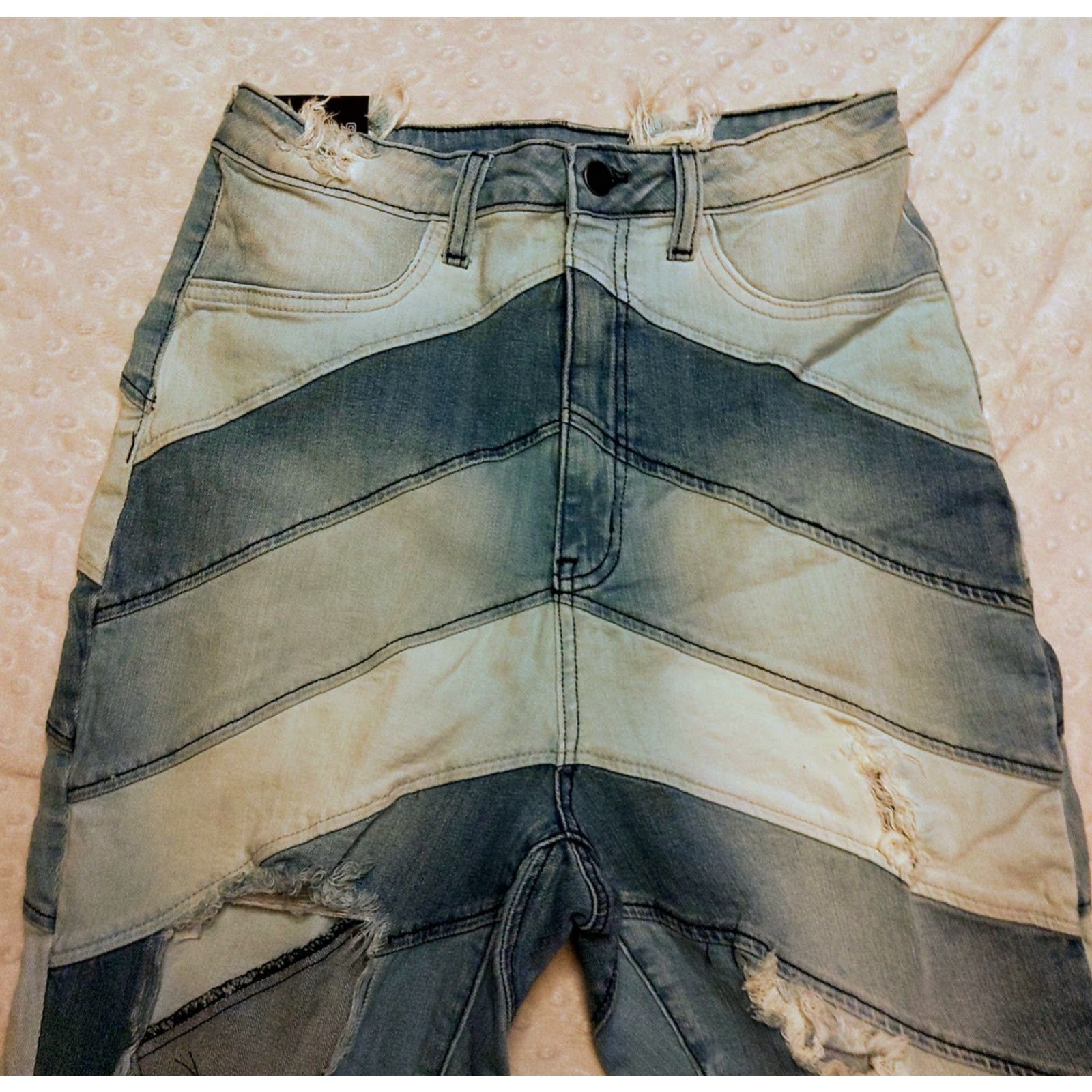 Fashion Nova Fashion Nova Breaking Barriers Patchwork Straight Leg Jeans Size 15 (32x31) Size 36" / US 14 / IT 50 - 4 Thumbnail