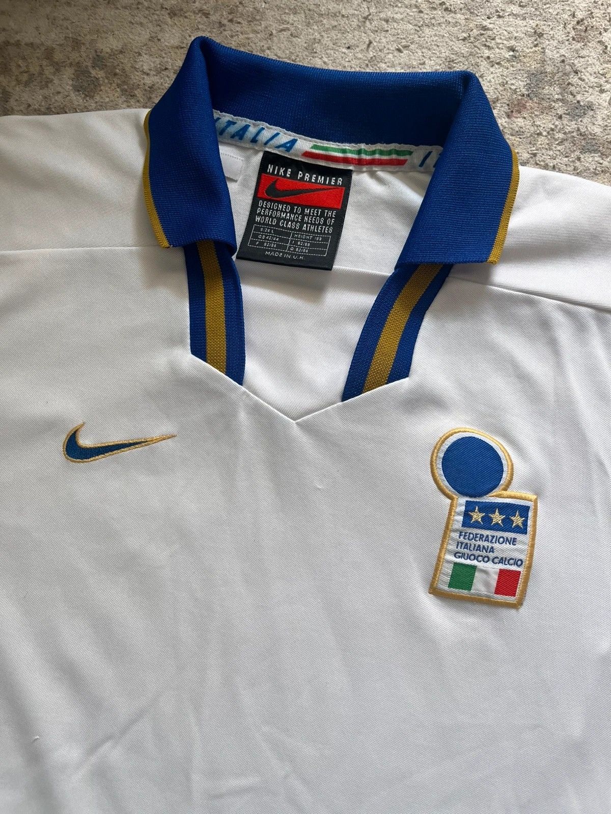 Nike Nike Italia Fedirazione Italiana Giuoco Calcio 1996-1997 Size US L / EU 52-54 / 3 - 5 Thumbnail