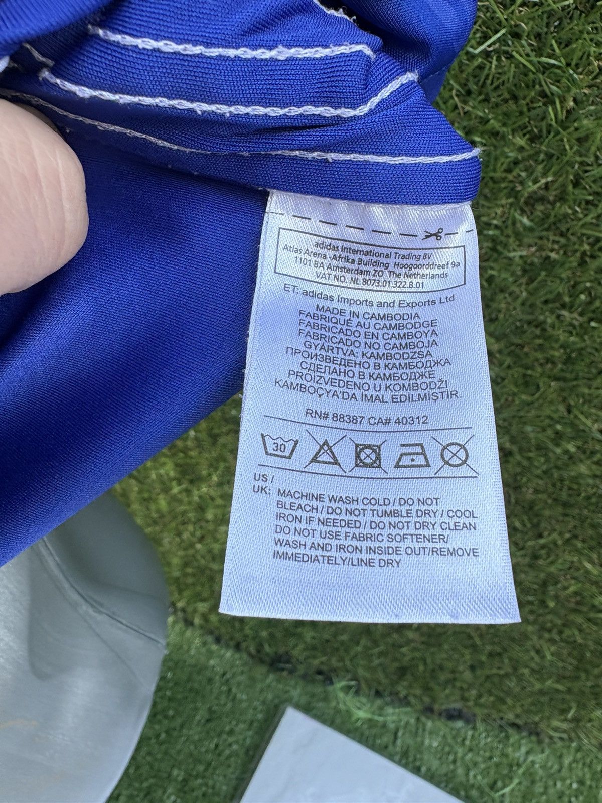 Adidas Jersey hazard chelsea Size US S / EU 44-46 / 1 - 9 Thumbnail