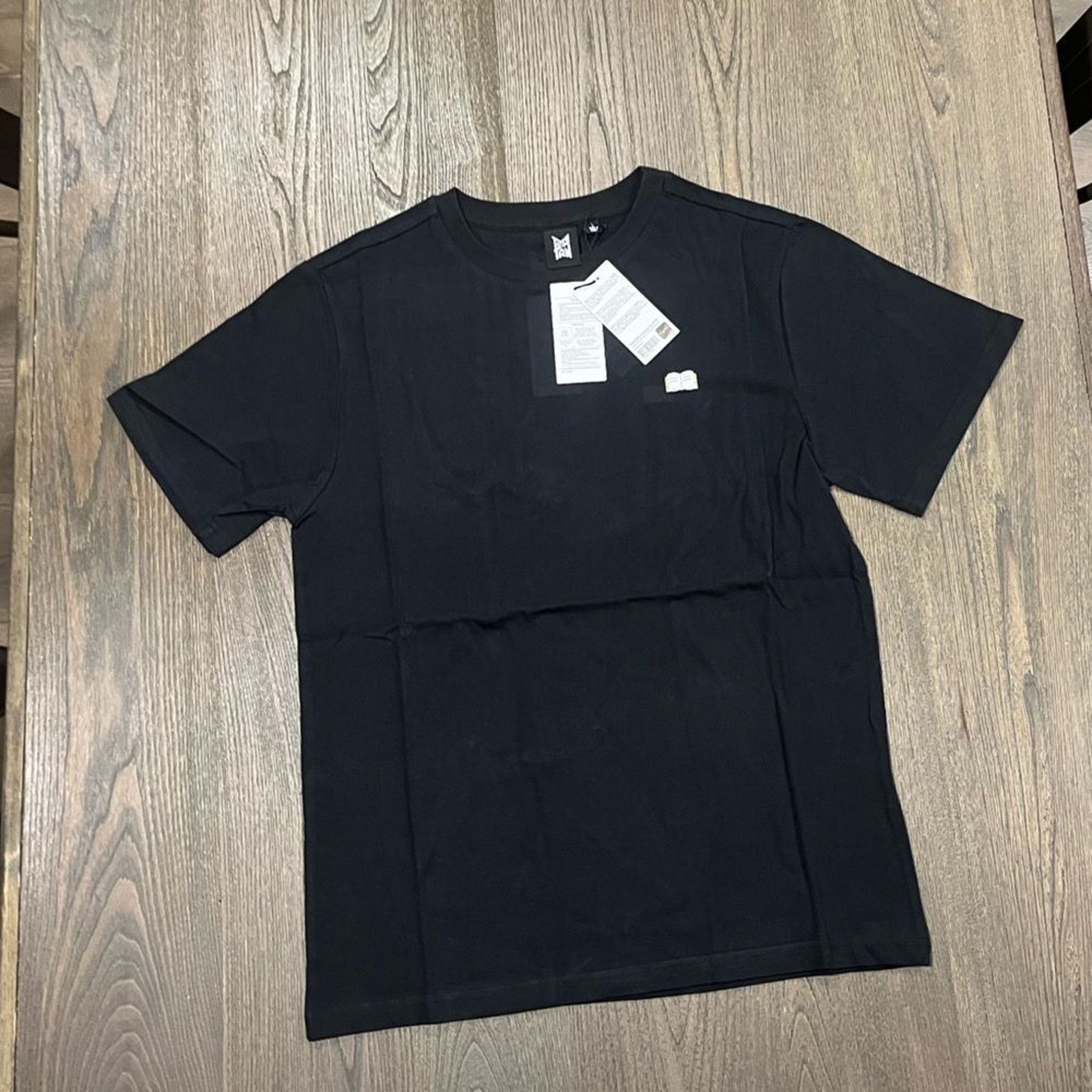 Vintage NWT BTS TinyTan RM Character T-Shirt Black Size L Size US L / EU 52-54 / 3 - 1 Thumbnail