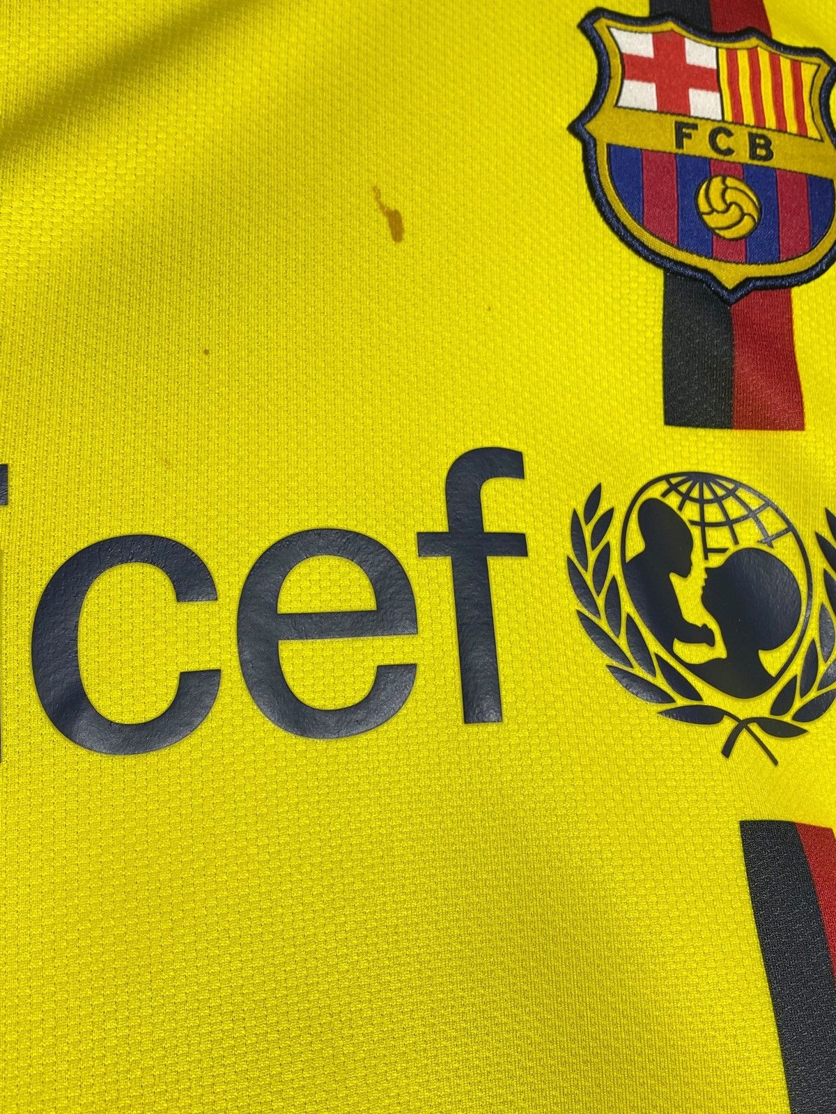 Nike Vintage Nike FC Barcelona 2008 2009 Away Football Shirt Size US M / EU 48-50 / 2 - 5 Thumbnail