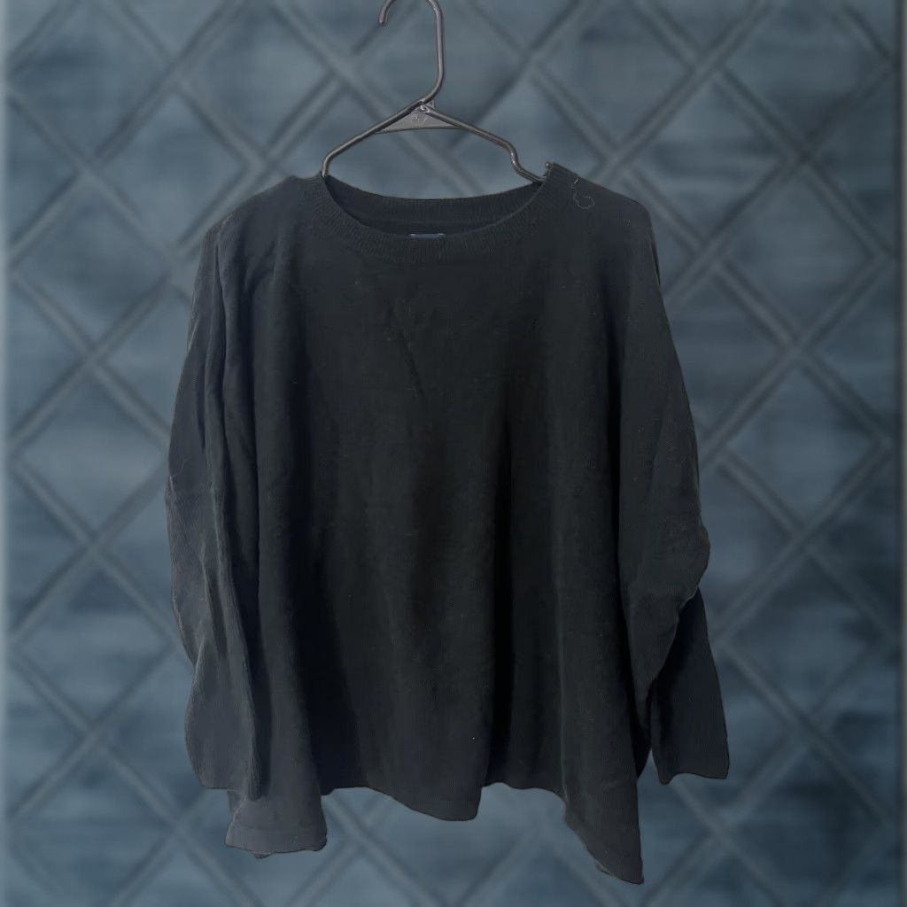 Gap Gap Womens Sweatshirt Crewneck Black Solid Maternity XS Long Sleeve Pullover Activewear Size XS Women Size XS / US 0-2 / IT 36-38 - 1 Thumbnail