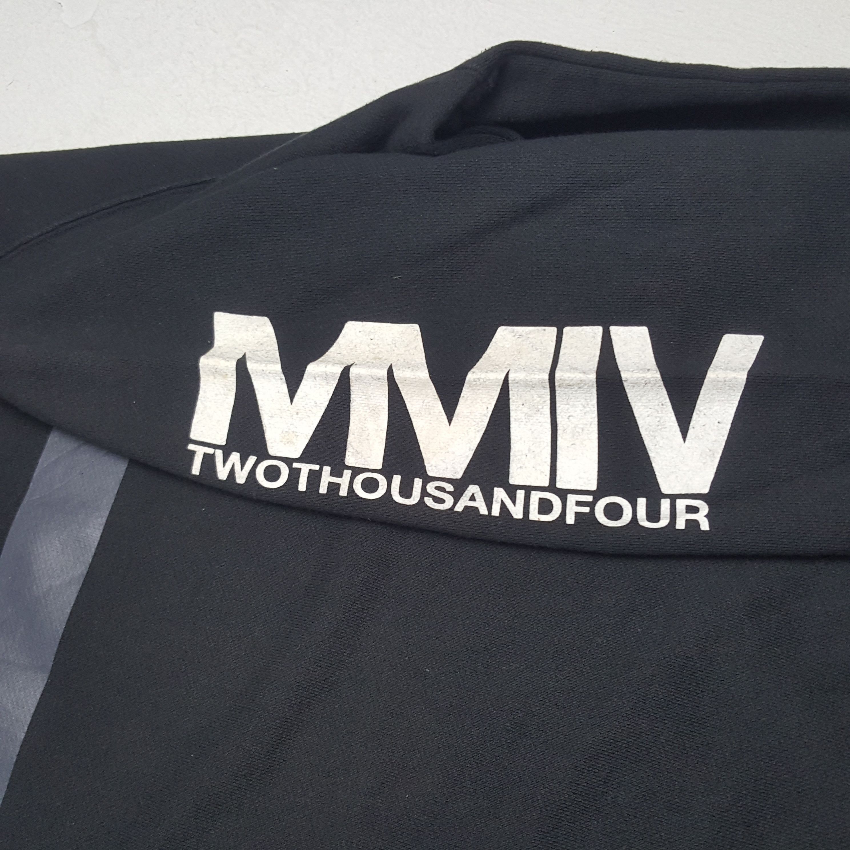 Nike × Vintage Vintage Nike MWIV Two thousand Four Sweatshirt Size US L / EU 52-54 / 3 - 7 Thumbnail