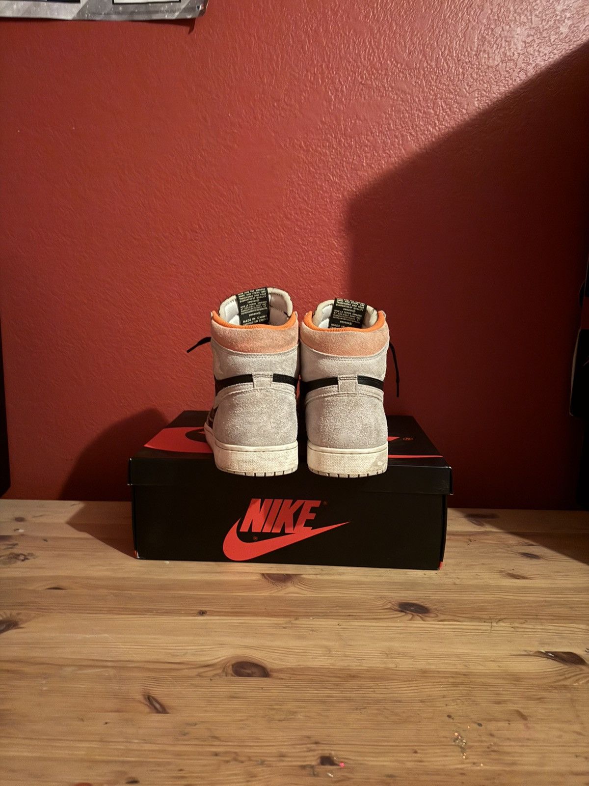 Jordan Brand jordan 1 retro high neutral grey Size US 13 / EU 46 - 4 Thumbnail