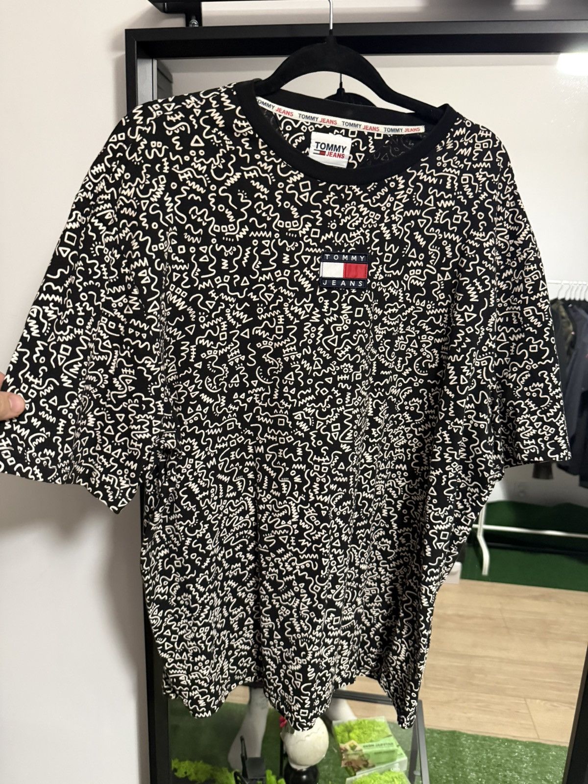 Tommy Hilfiger Tommy jeans r-shiet size L Size US L / EU 52-54 / 3 - 1 Thumbnail