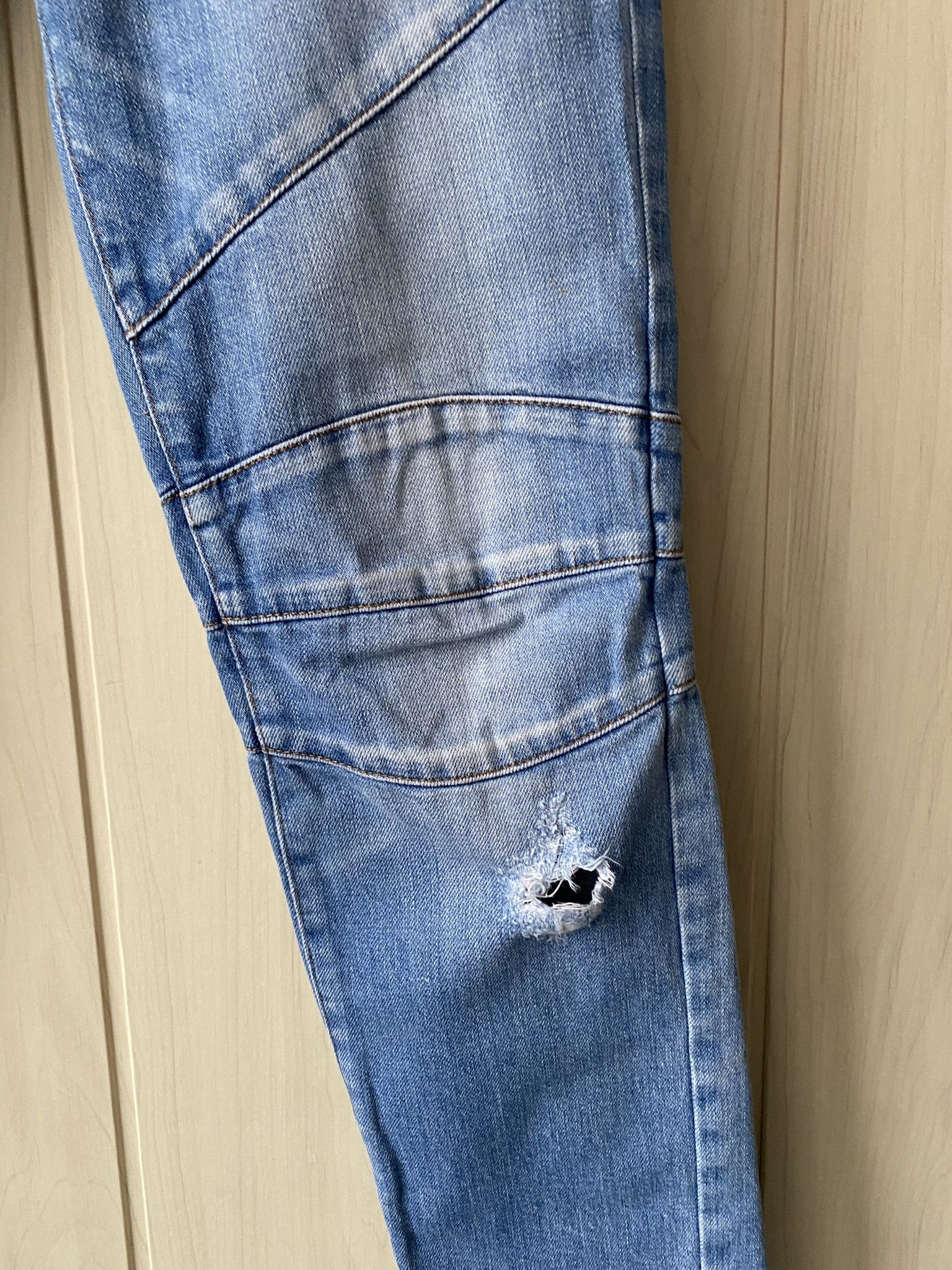 Balmain Pierre Balmain biker ripped jeans Size US 28 / EU 44 - 7 Thumbnail