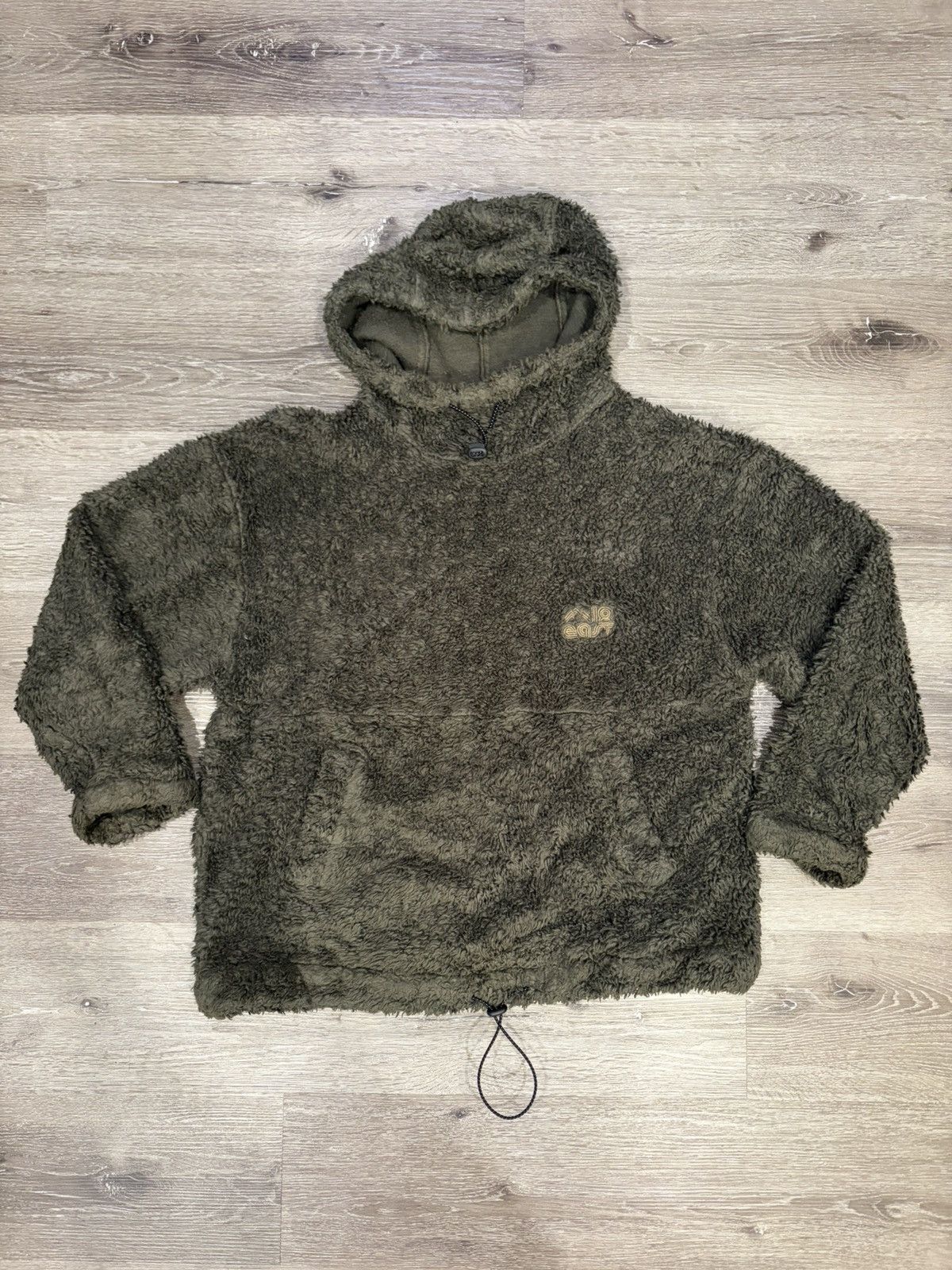 18 East High Pile Hoodie Size US XL / EU 56 / 4 - 5 Thumbnail