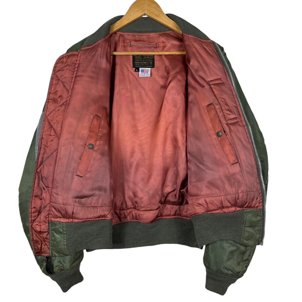 Avirex 🔥 VINTAGE AVIREX MA-1 REVERSIBLE BOMBER JACKET MADE IN USA Size US L / EU 52-54 / 3 - 12 Thumbnail