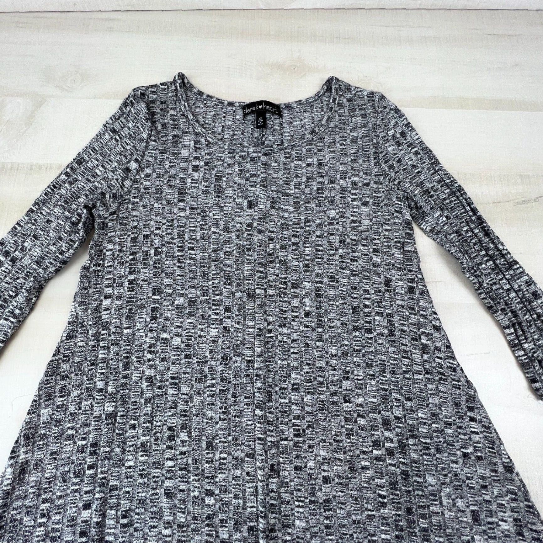 Vintage Womens Derek Heart Small Gray Sweater Tunic Casual 3/4 Sleeves Size S / US 4 / IT 40 - 2 Thumbnail