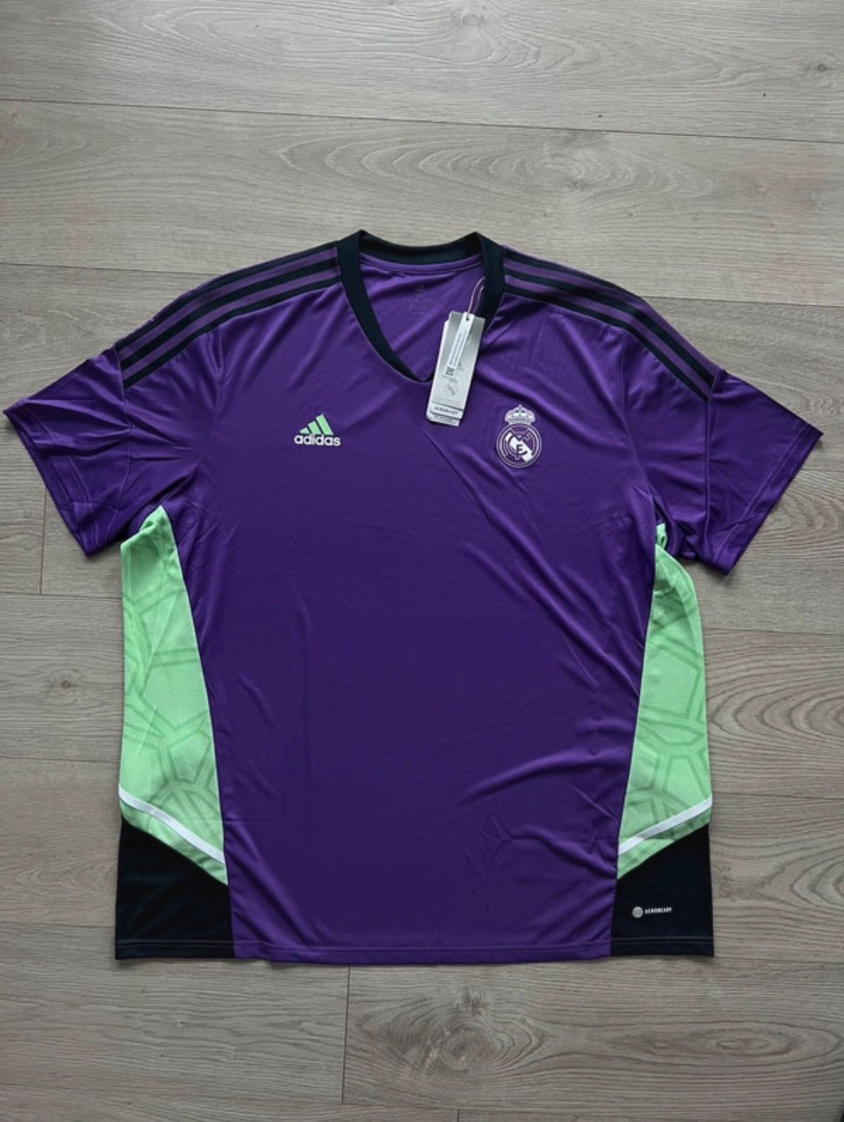 Adidas Real Madrid NEW football kit size 3XL season 2022/23