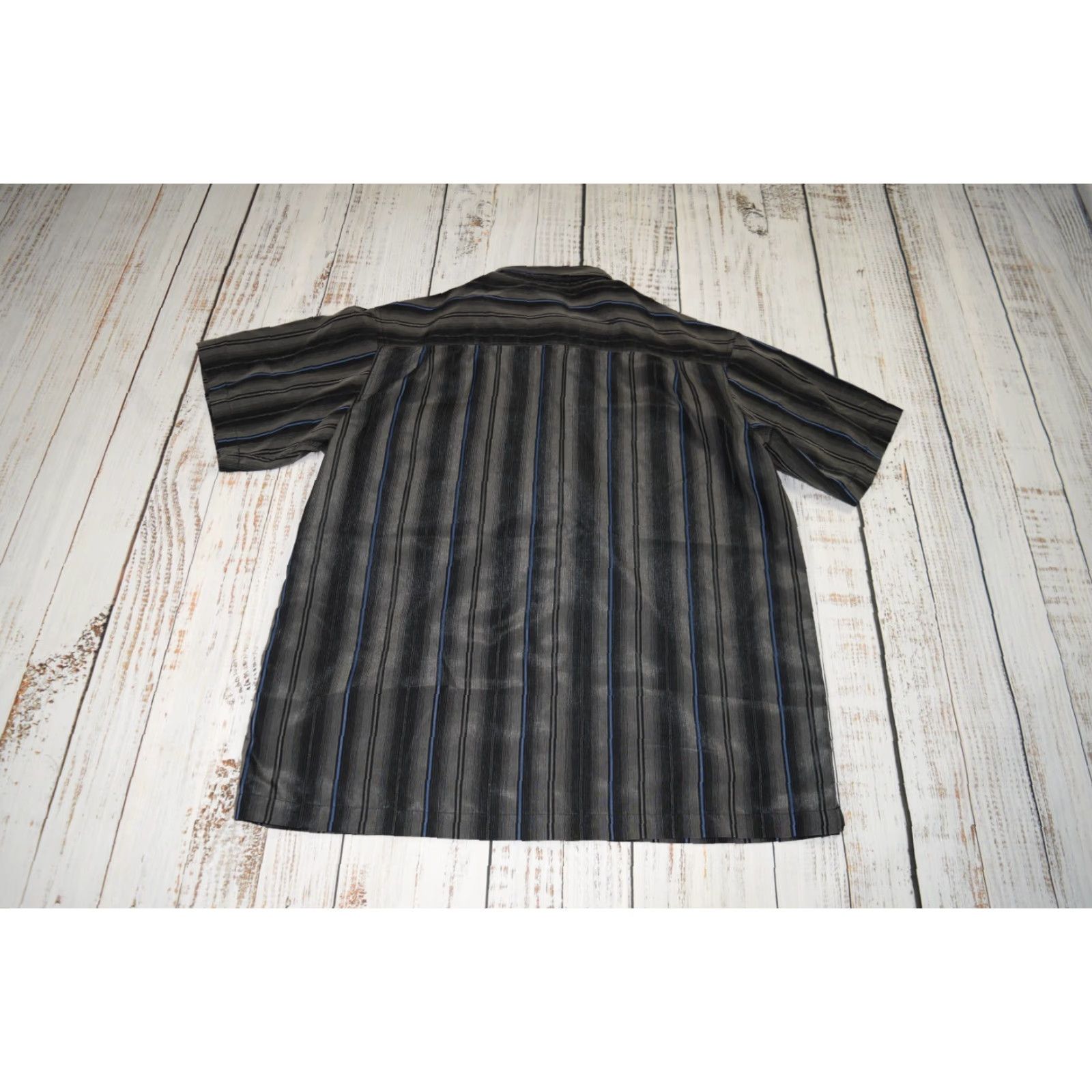 Vintage VINTAGE David Taylor MEN'S Button-Up Shirt Black Grey Vertical Stripe Short Sleeve L Mens Regular Size Size US L / EU 52-54 / 3 - 5 Thumbnail
