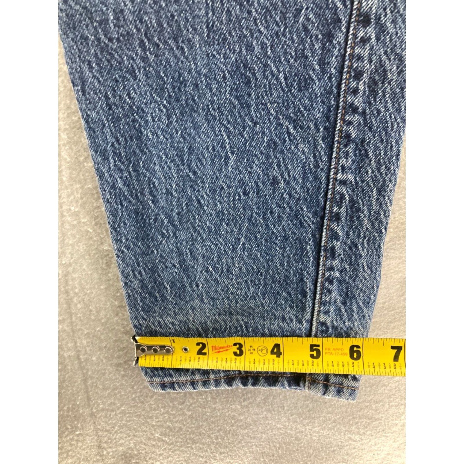 Levi's VINTAGE Levi's Jeans Women 12 USA Made High Rise Mom Denim Blue 90s Womens Jeans Size 34" / US 12 / IT 48 - 6 Thumbnail