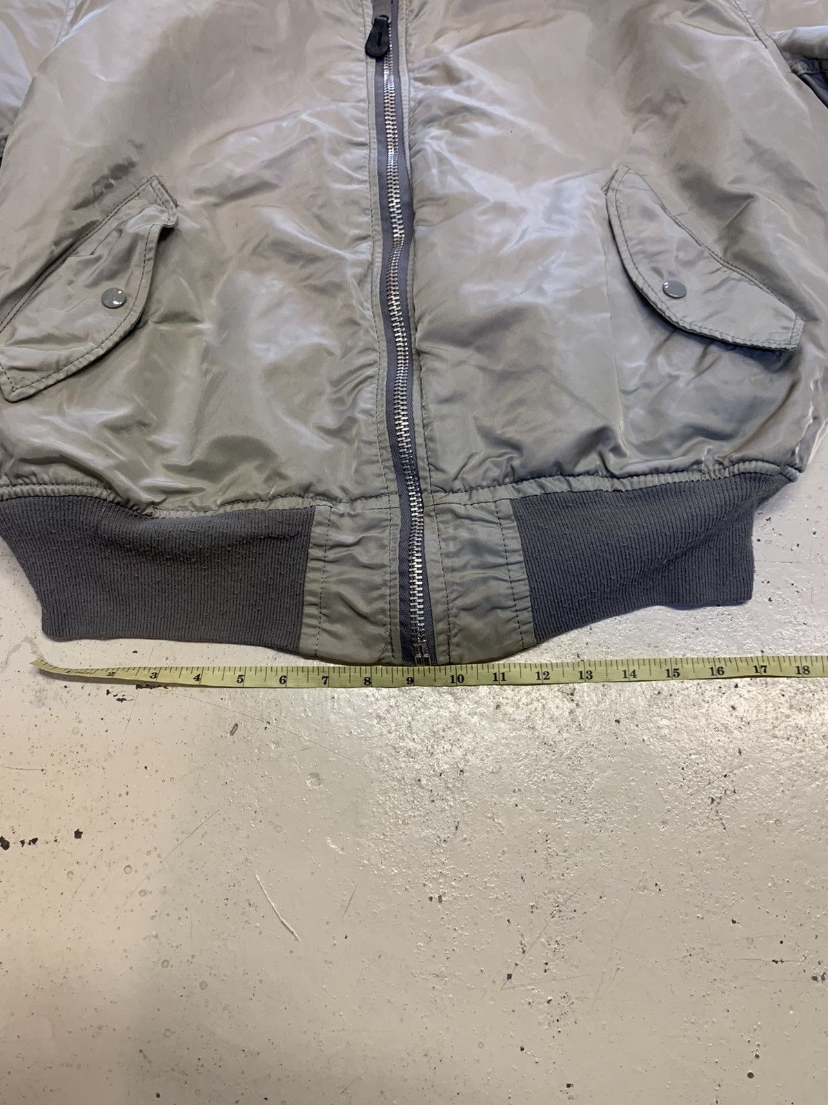 Alpha Industries Alpha Industries MA-1 Bomber Jacket Size US XL / EU 56 / 4 - 15 Thumbnail
