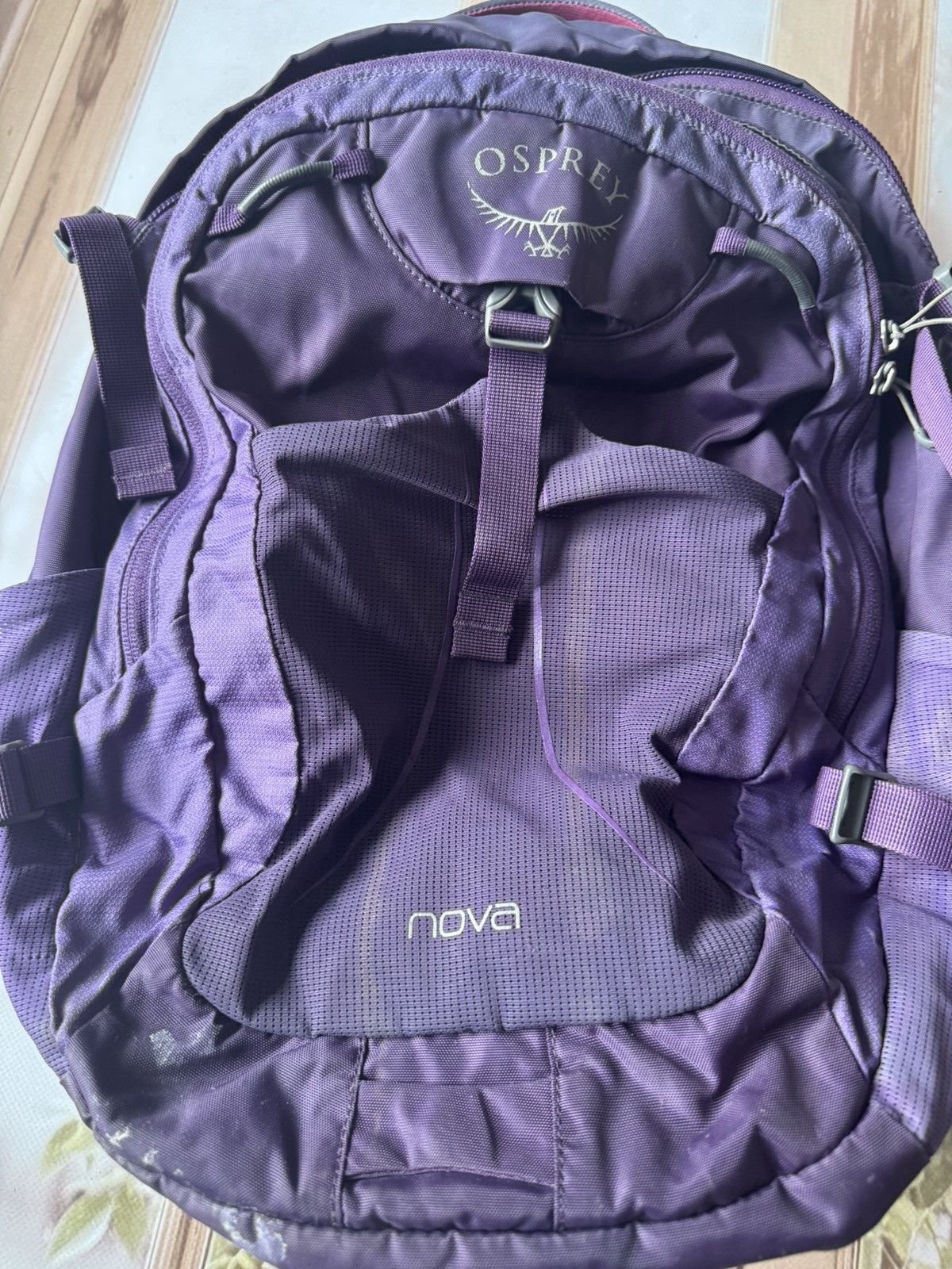 Osprey Osprey Nova 33L Women's Backpack - Deep Purple - Gorpcore Size ONE SIZE - 4 Thumbnail