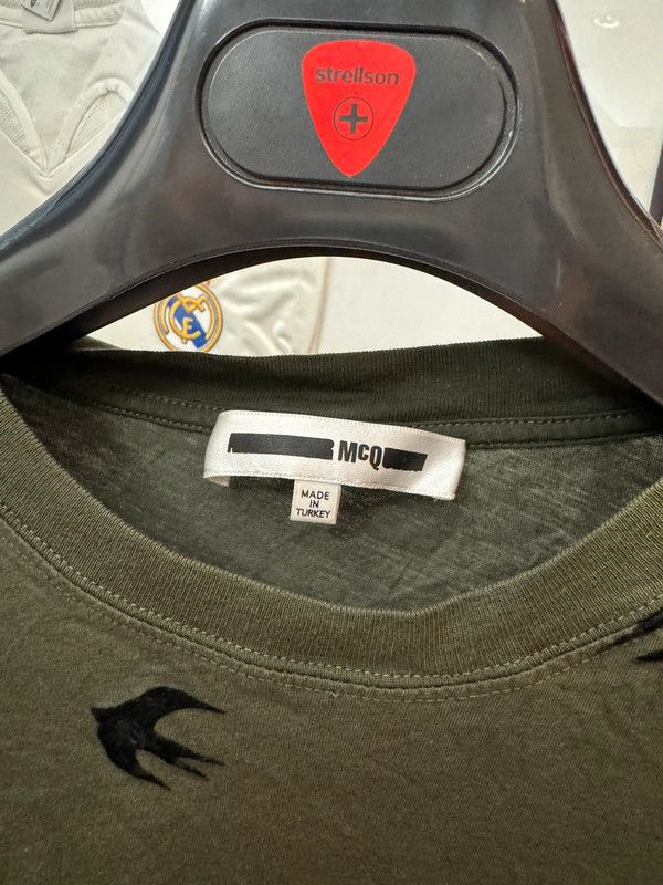 Alexander McQueen MCQ Alexander Mcqueen Printed Flocked Swalow Khaki Tee M Size US M / EU 48-50 / 2 - 4 Thumbnail