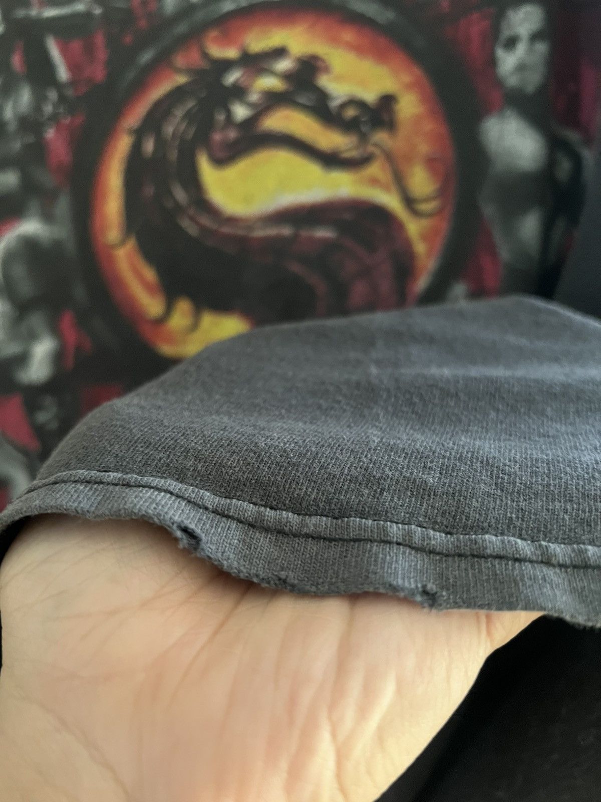 Other Vintage Mortal Kombat Girls Graphic Game T Shirt XL Size US XL / EU 56 / 4 - 18 Thumbnail