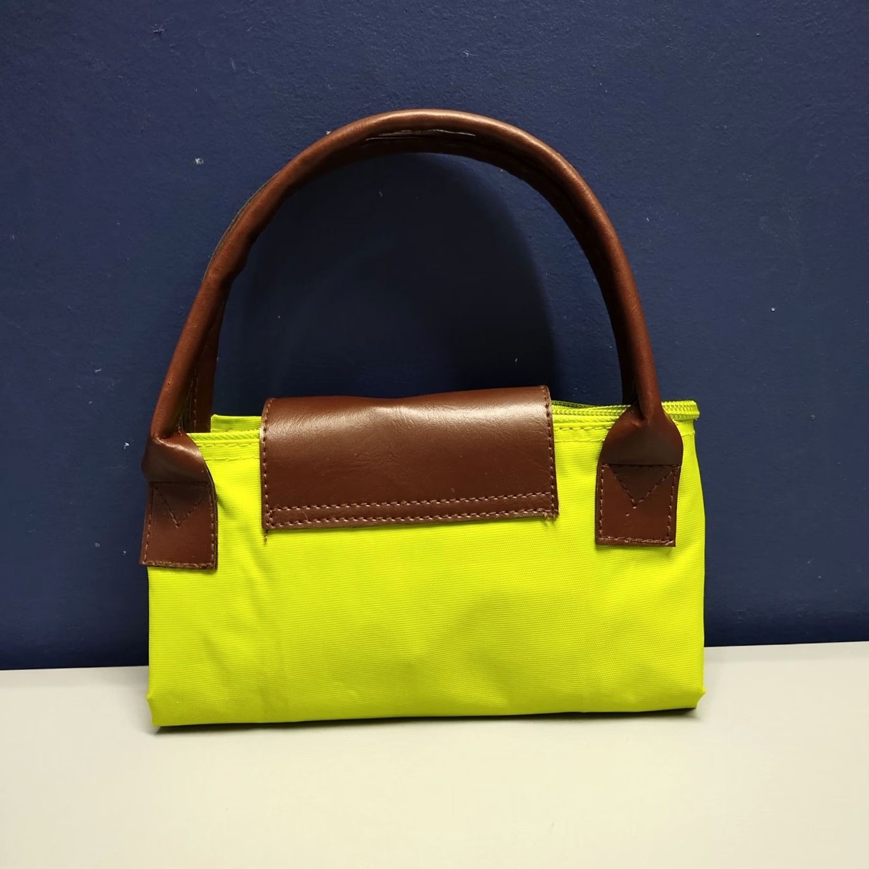 Vintage Bed Bath & Beyond Folding Tote Bag Neon Green Nylon Top Handles Size M / US 6-8 / IT 42-44 - 4 Thumbnail