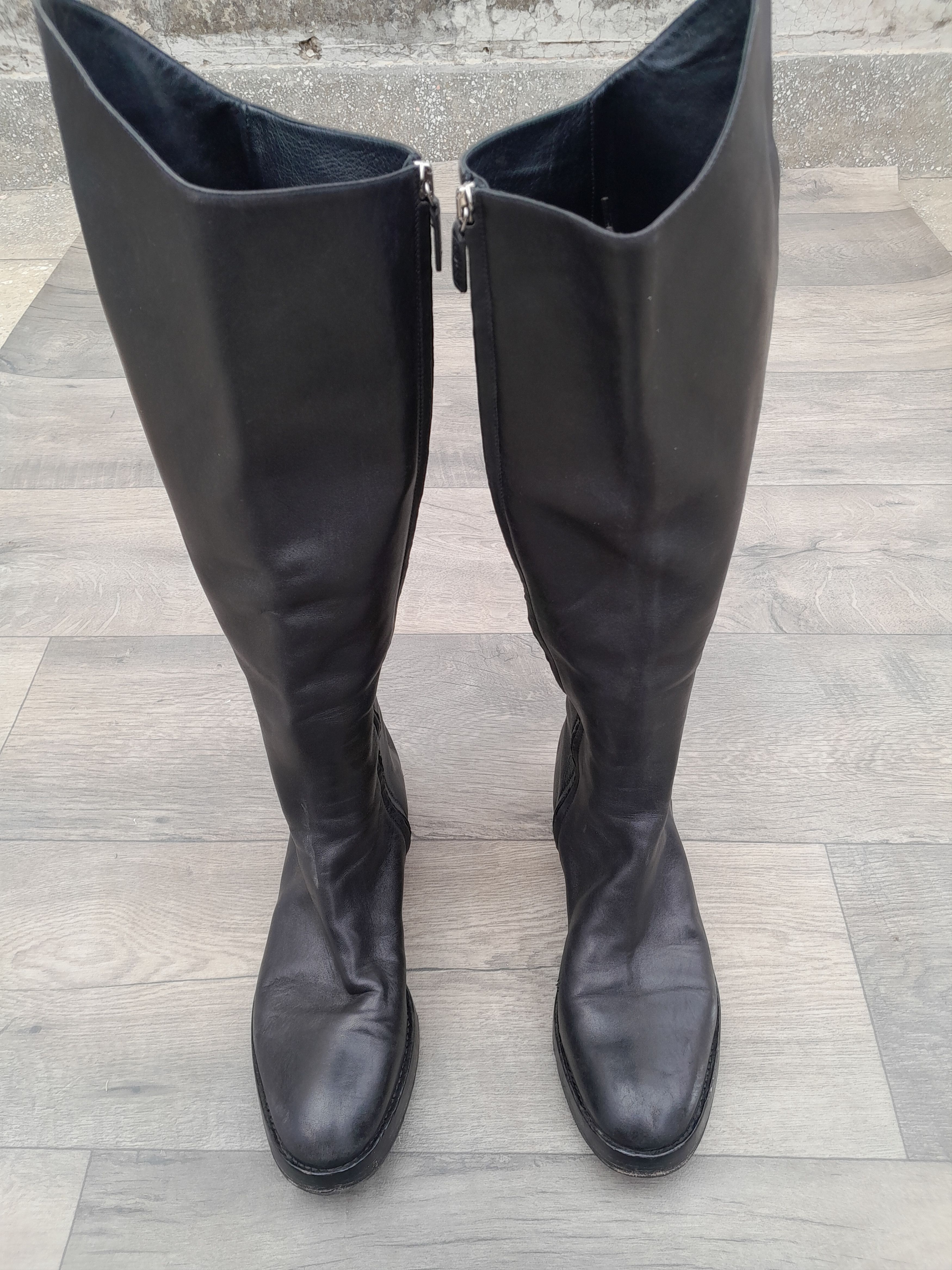 Gucci Gucci Black Leather Stretch Knee High Boots Size US 10 / IT 40 - 8 Thumbnail