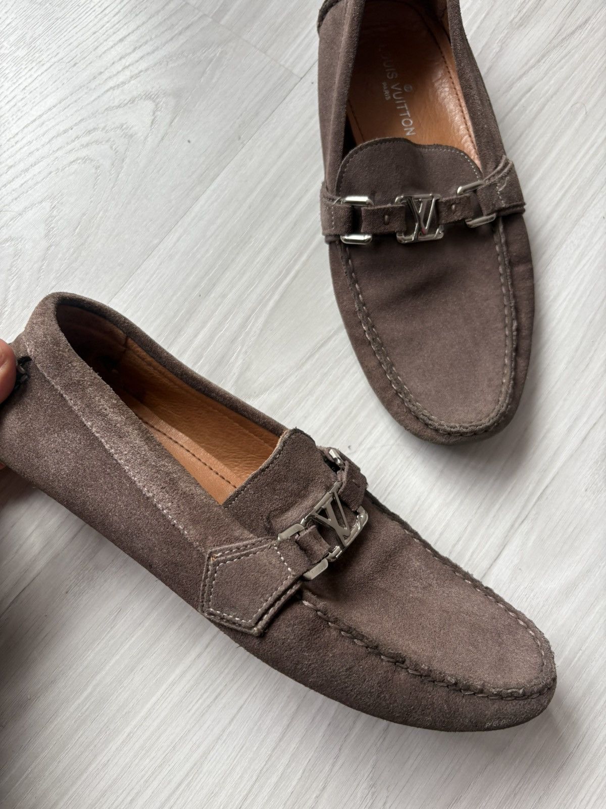 Louis Vuitton Limited edition Louis Vuitton suede loafers Size US 9 / EU 42 - 10 Thumbnail