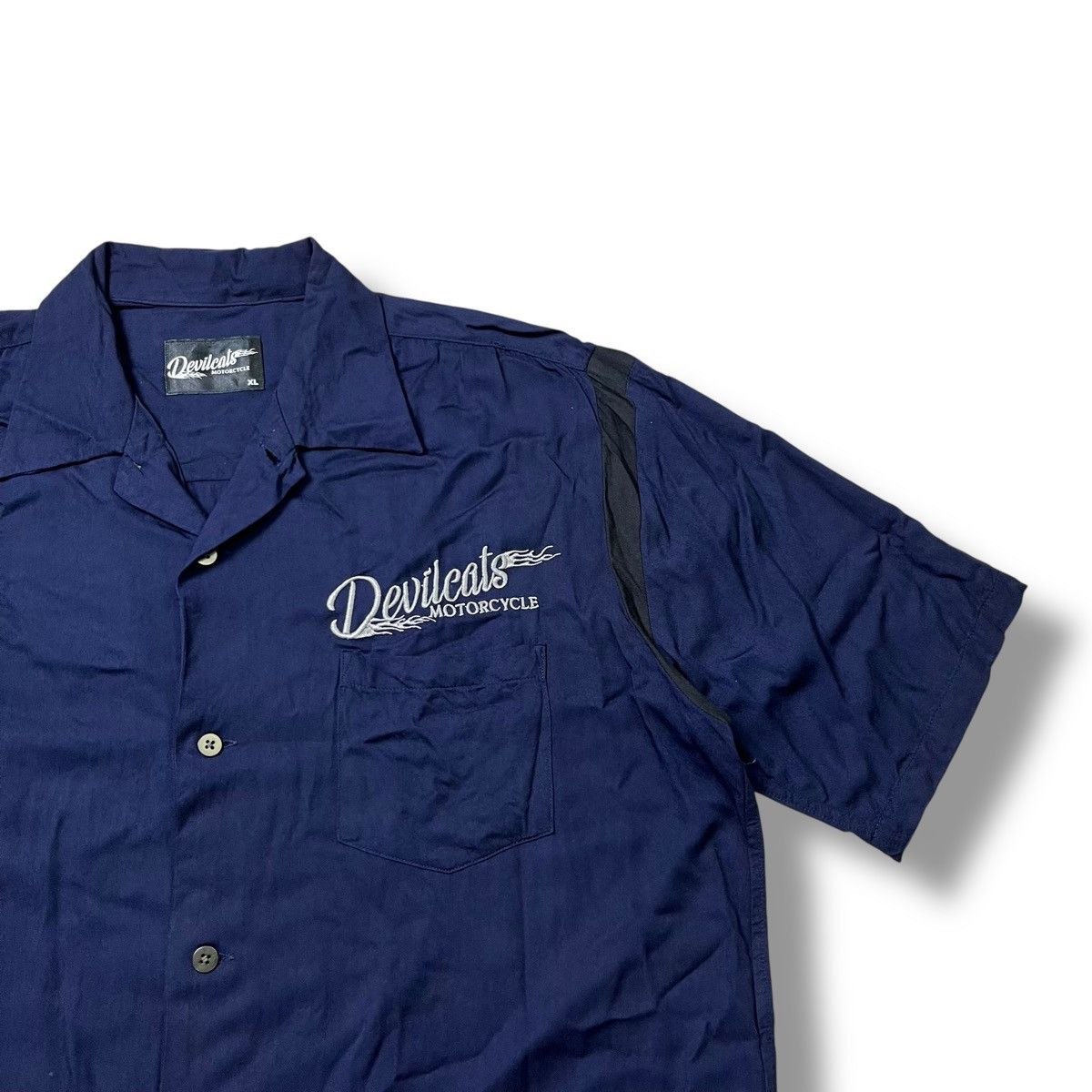Indian Motorcycle Devilcats motorcycle bowling shirt rayon Size US XL / EU 56 / 4 - 9 Thumbnail
