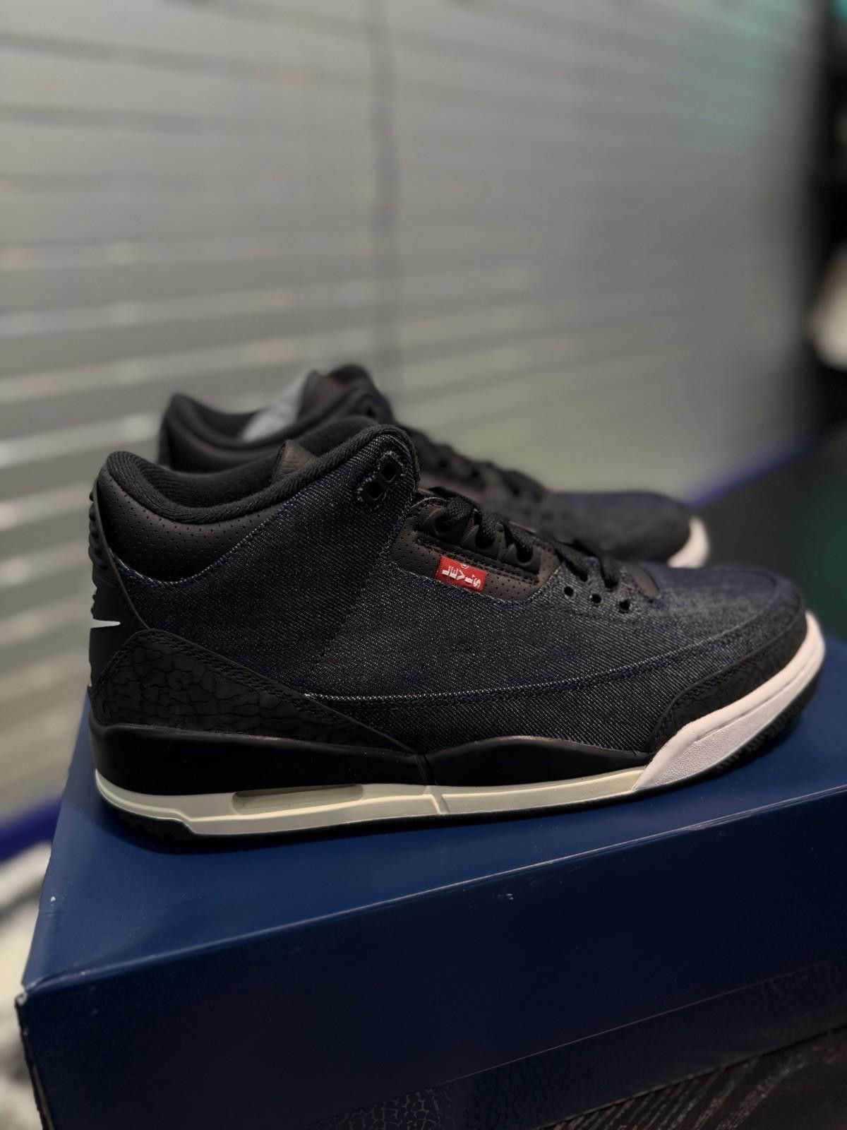 Jordan Brand Levi's x Air Jordan 3 Retro Men's (10.5) Indigo Denim NEW Size US 10.5 / EU 43-44 - 6 Thumbnail