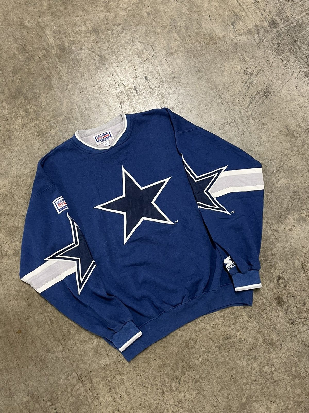 Vintage Vintage 90s Dallas cowboys starter sweatshirt rare NFL Size US L / EU 52-54 / 3 - 1 Thumbnail