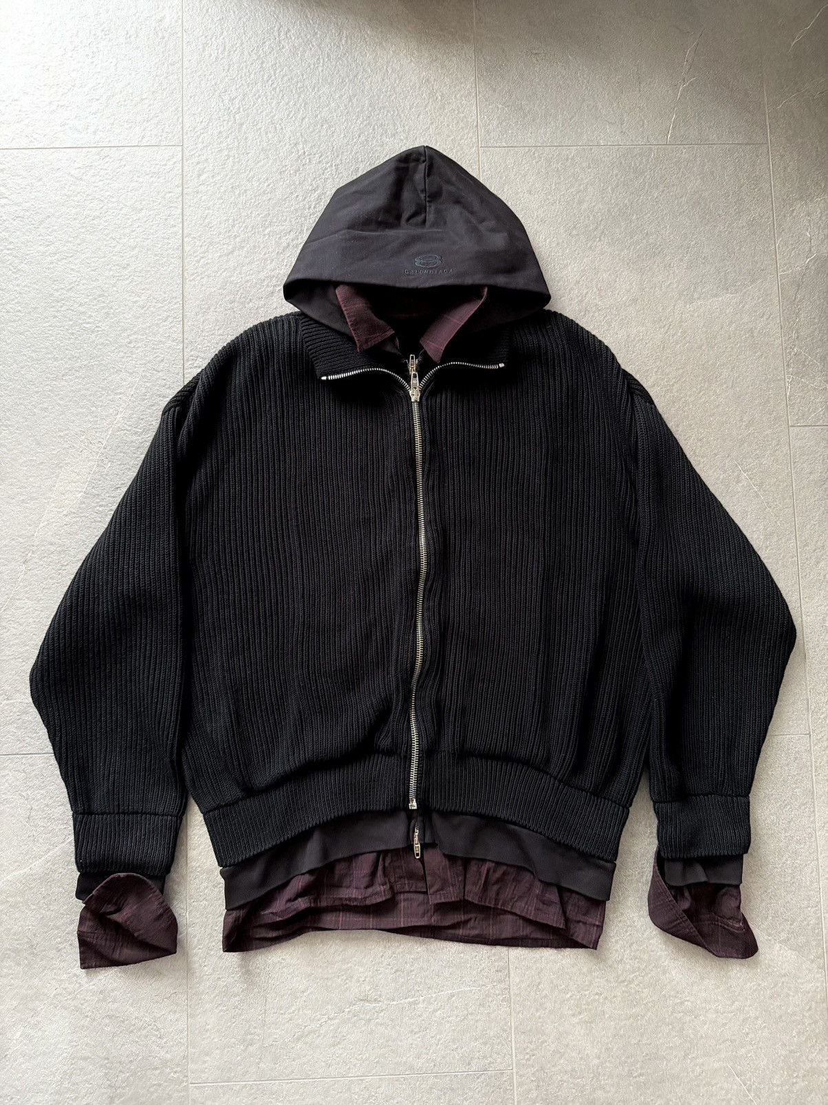 Balenciaga [Sample] 3000$ Spring24 Sample Layered hooded knitwear Size US XL / EU 56 / 4 - 1 Thumbnail
