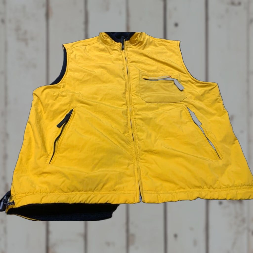 Izod IZOD Mens Reversible Black & Yellow Fleece Zip Up Vest, Size Large, Outdoor Size US L / EU 52-54 / 3 - 1 Thumbnail