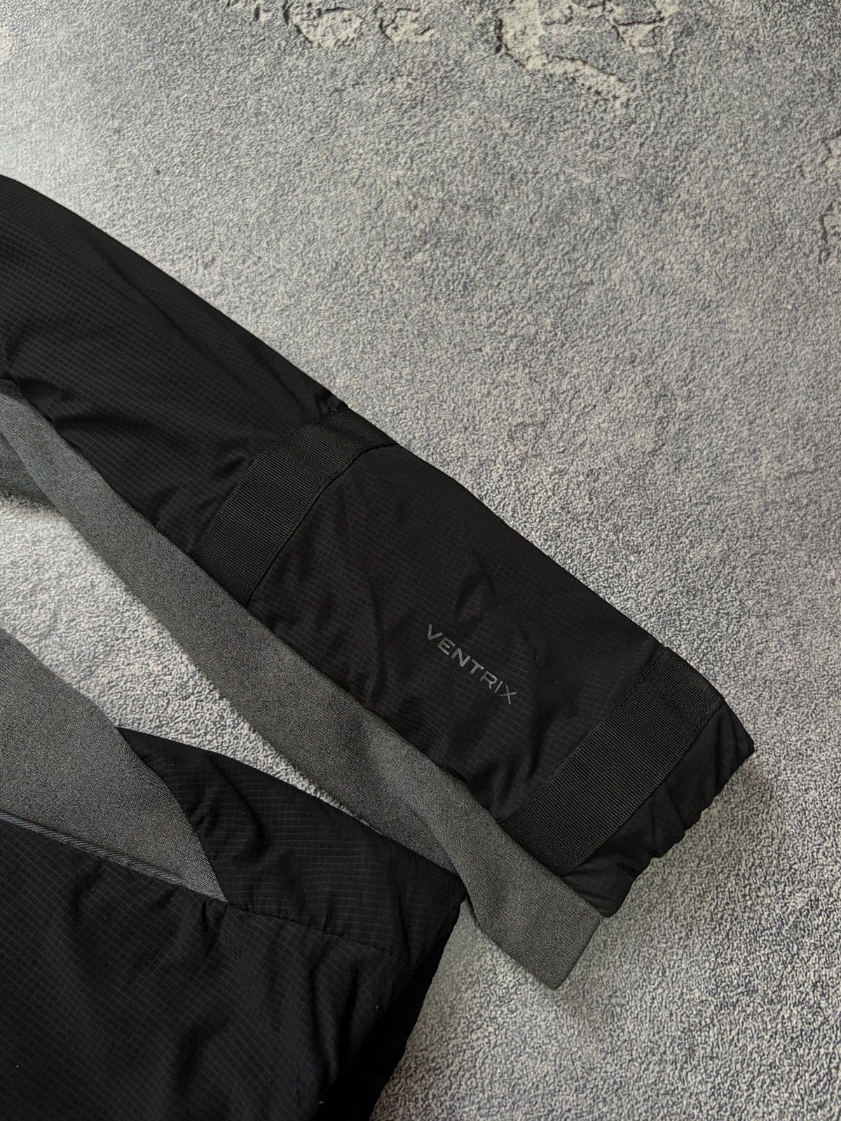 The North Face The North Face Ventrix Insulated Hoodie Jacket Black Grey M Size M / US 6-8 / IT 42-44 - 9 Thumbnail