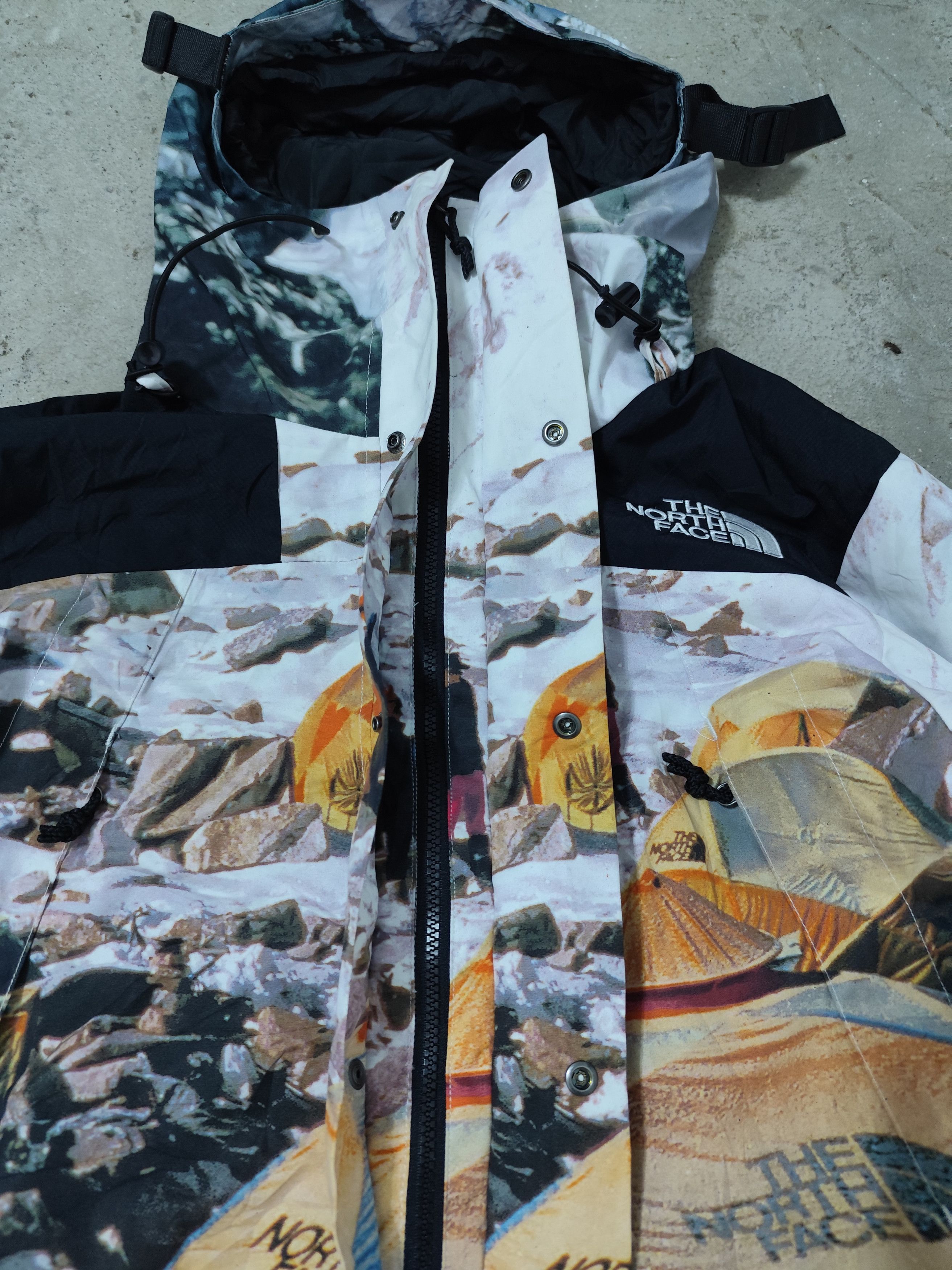 The North Face TNF x Invincible Expedition Series Mountain Jacket Size US S / EU 44-46 / 1 - 6 Thumbnail