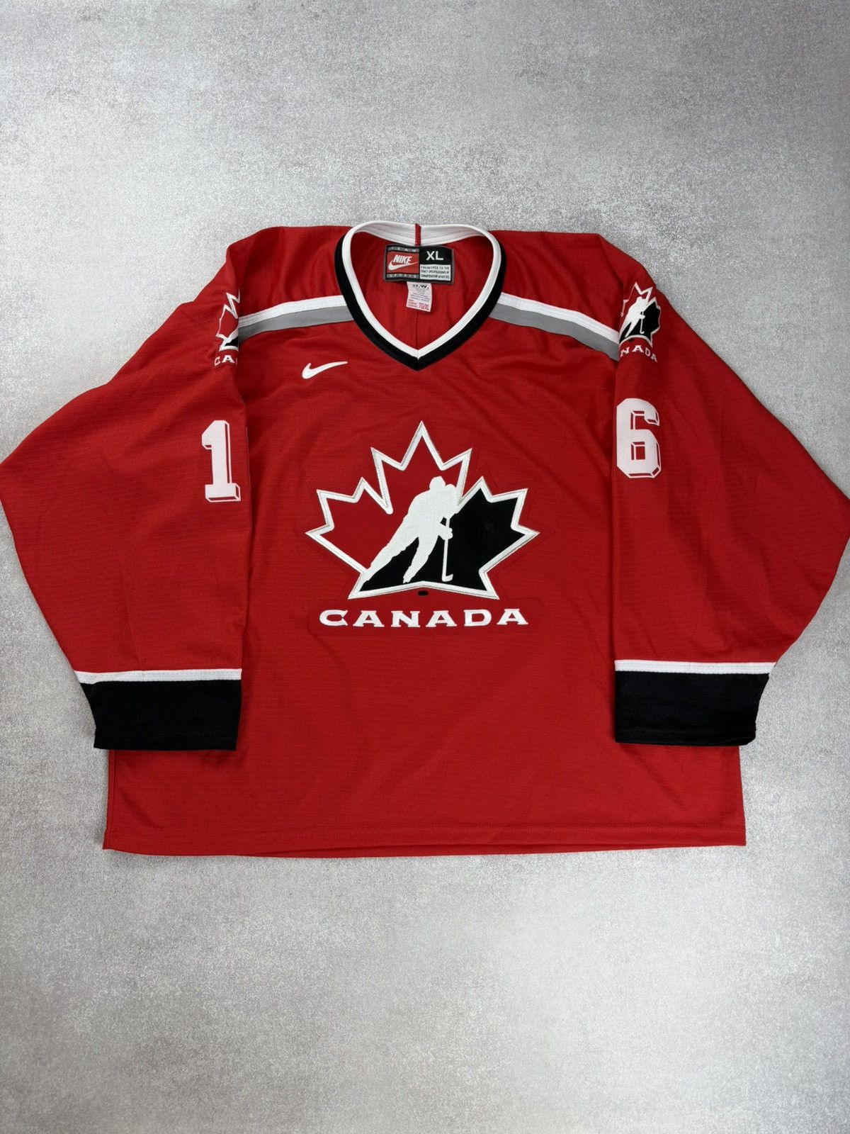 Nike Vintage Nike Team Canada Hockey Jersey Red Custom MYRIAM #16 Size US XL / EU 56 / 4 - 1 Thumbnail